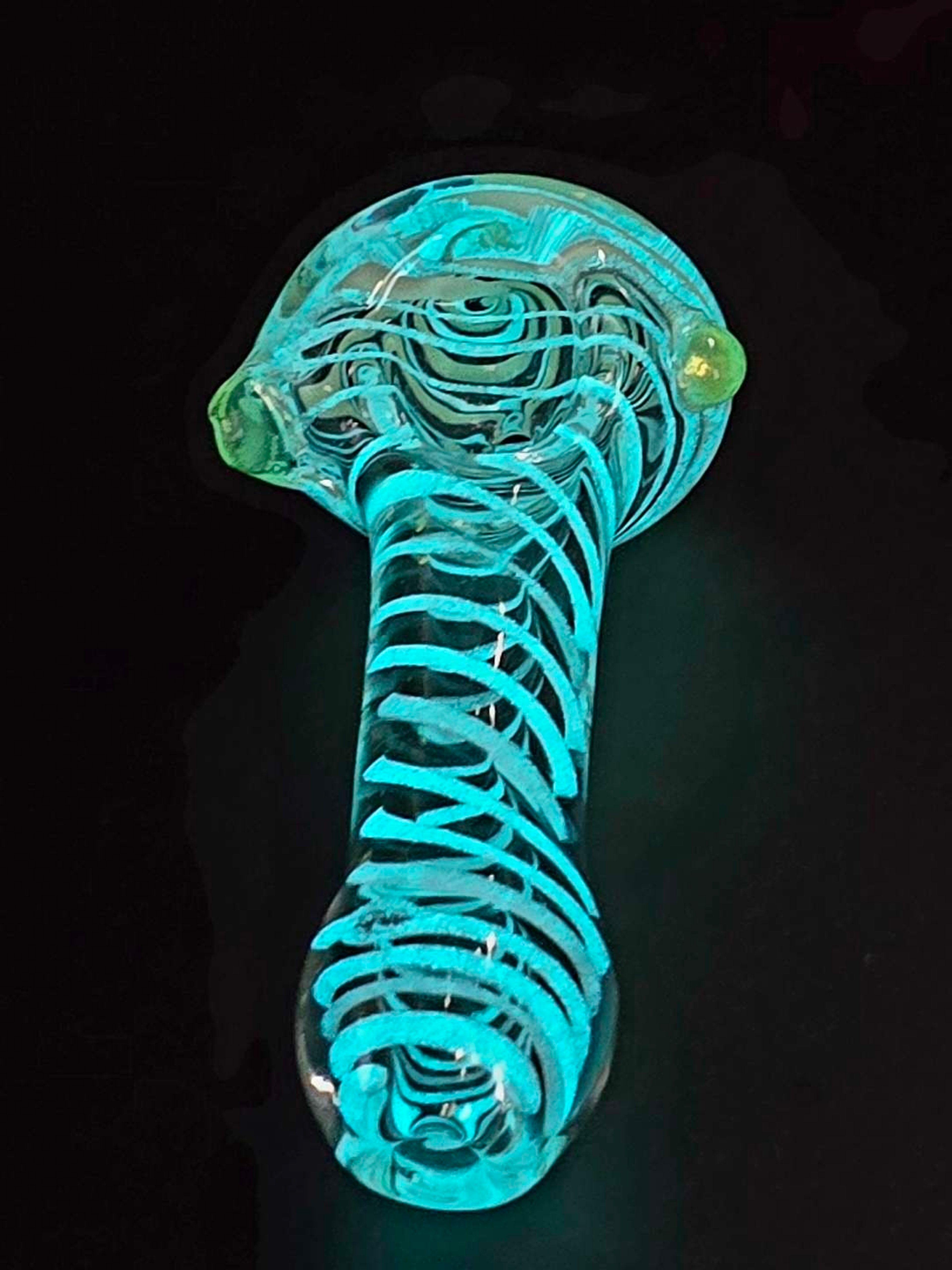 Preview pic of Glow In The Dark Pipe