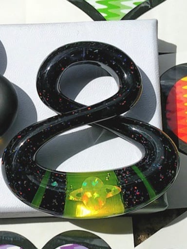 Preview pic of Natey custom crushed opal W/opal Saturn in illuminati glass
