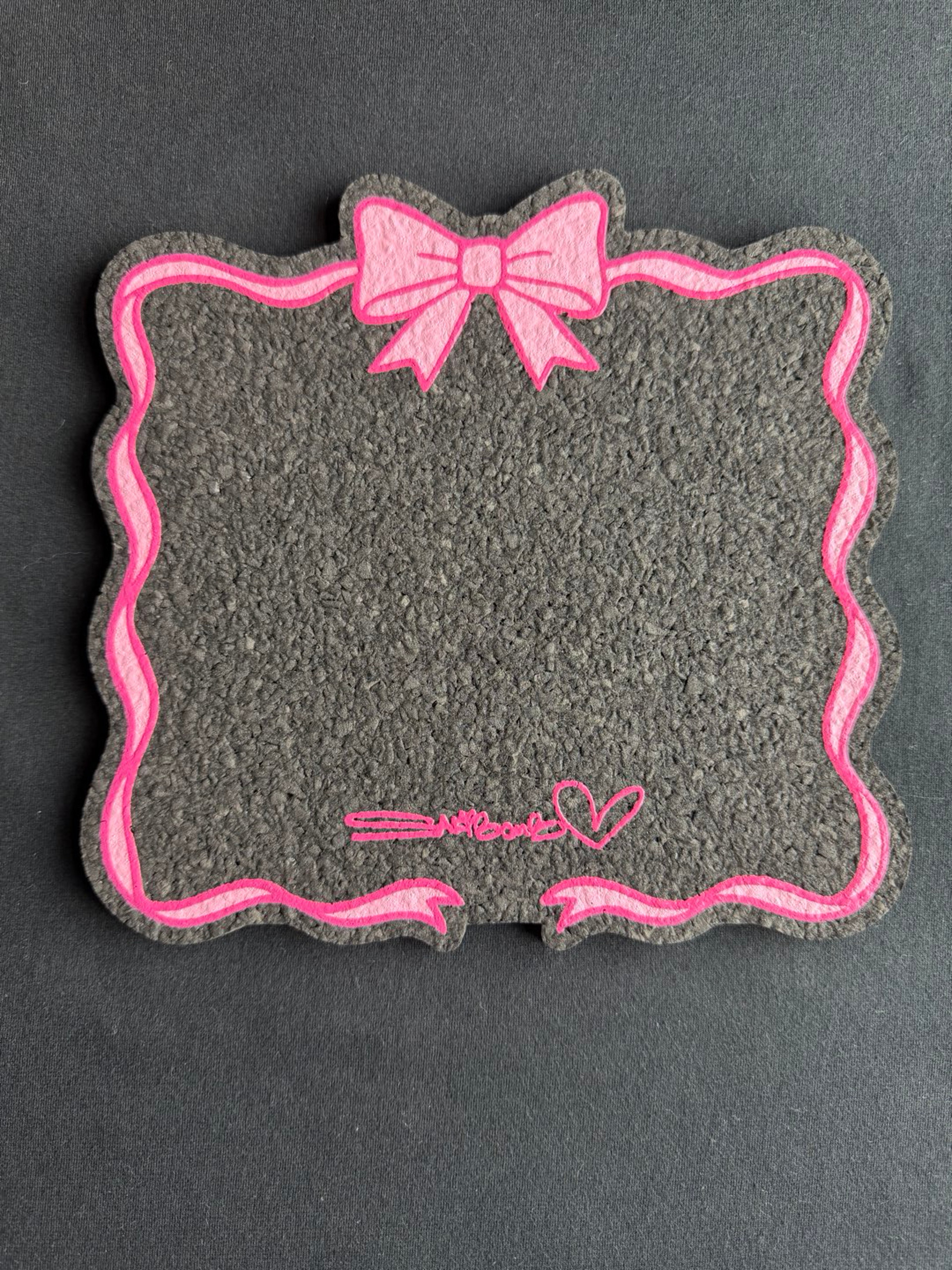 Pink Bow Frame Dab Mat 💗 image 0