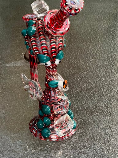 Preview pic of Puff Glass Roger Alien Iced out Heaven Sent Roger Recycler Glass Piece *BRAND NEW NEVER USED*