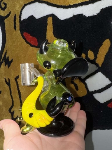 Preview pic of Ryno Glass