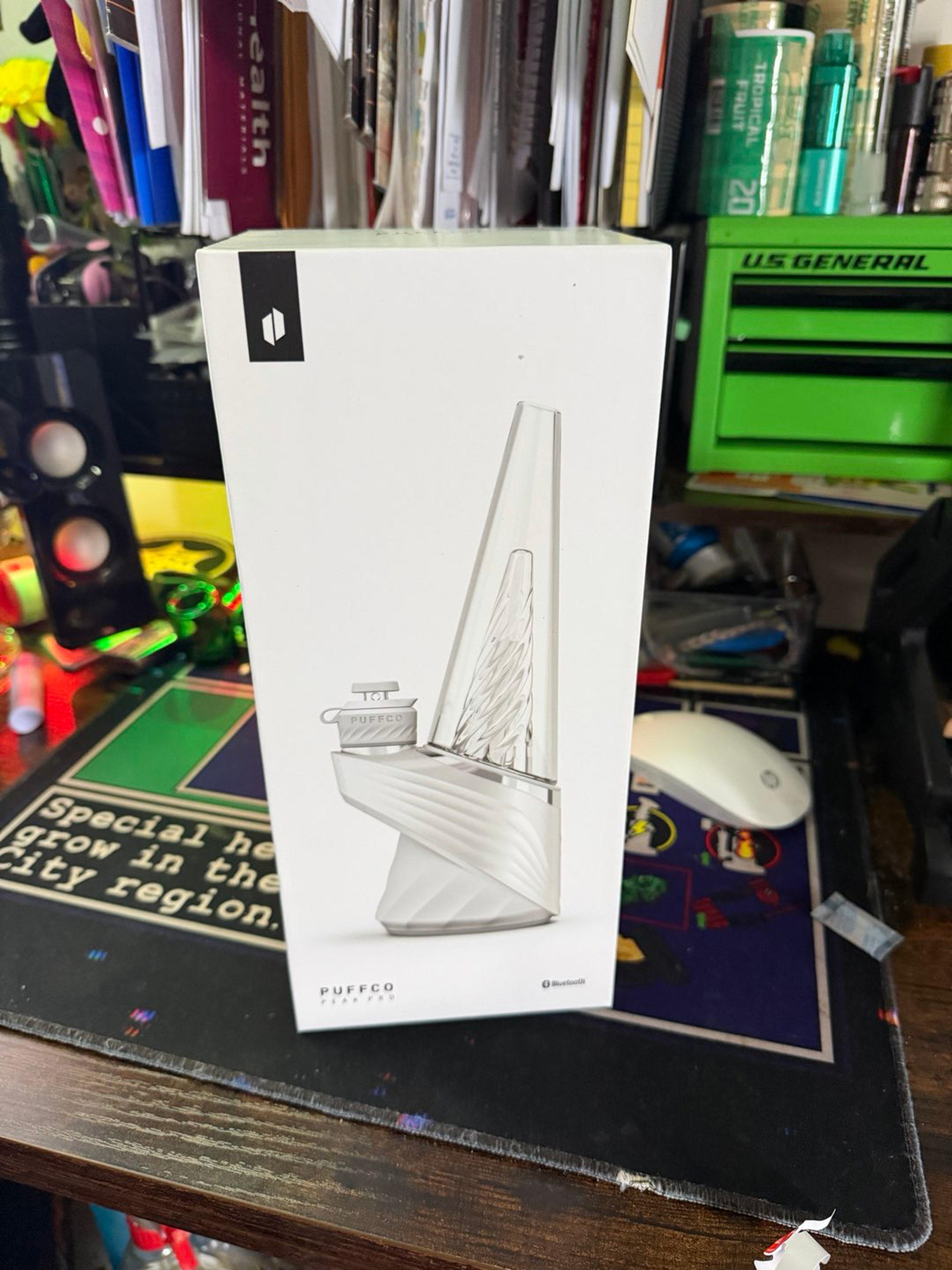 Preview pic of Pearl Puffco Peak Pro