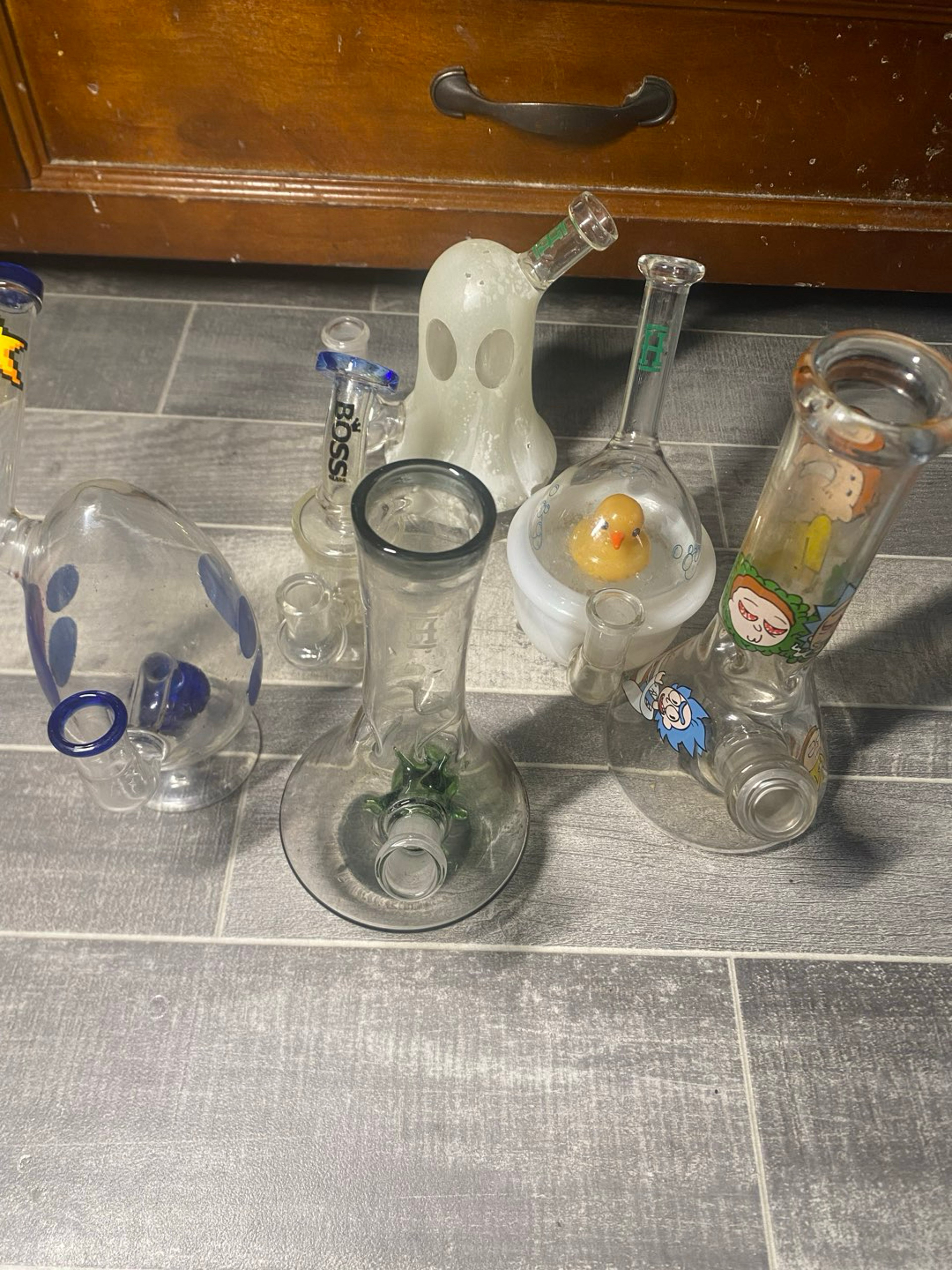 Preview pic of Random bongs
