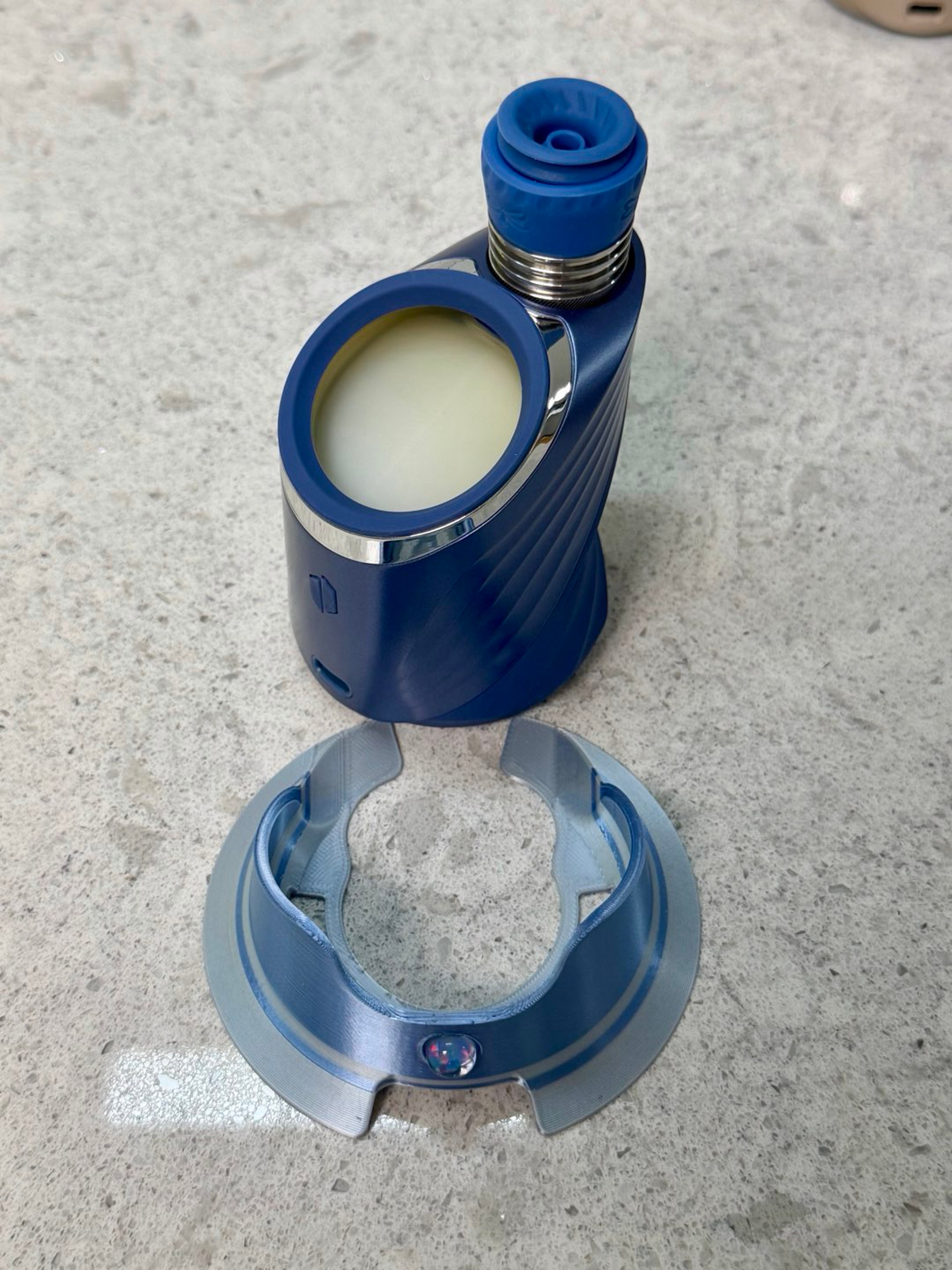 Preview pic of Puffco peak pro base and chamber