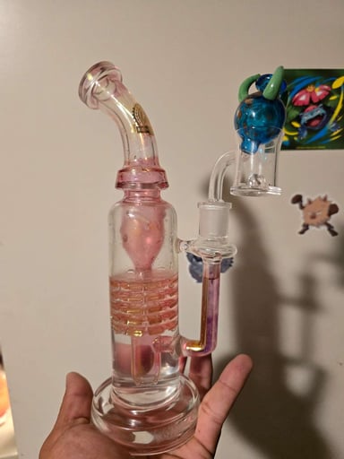 Preview pic of Illuminati glass