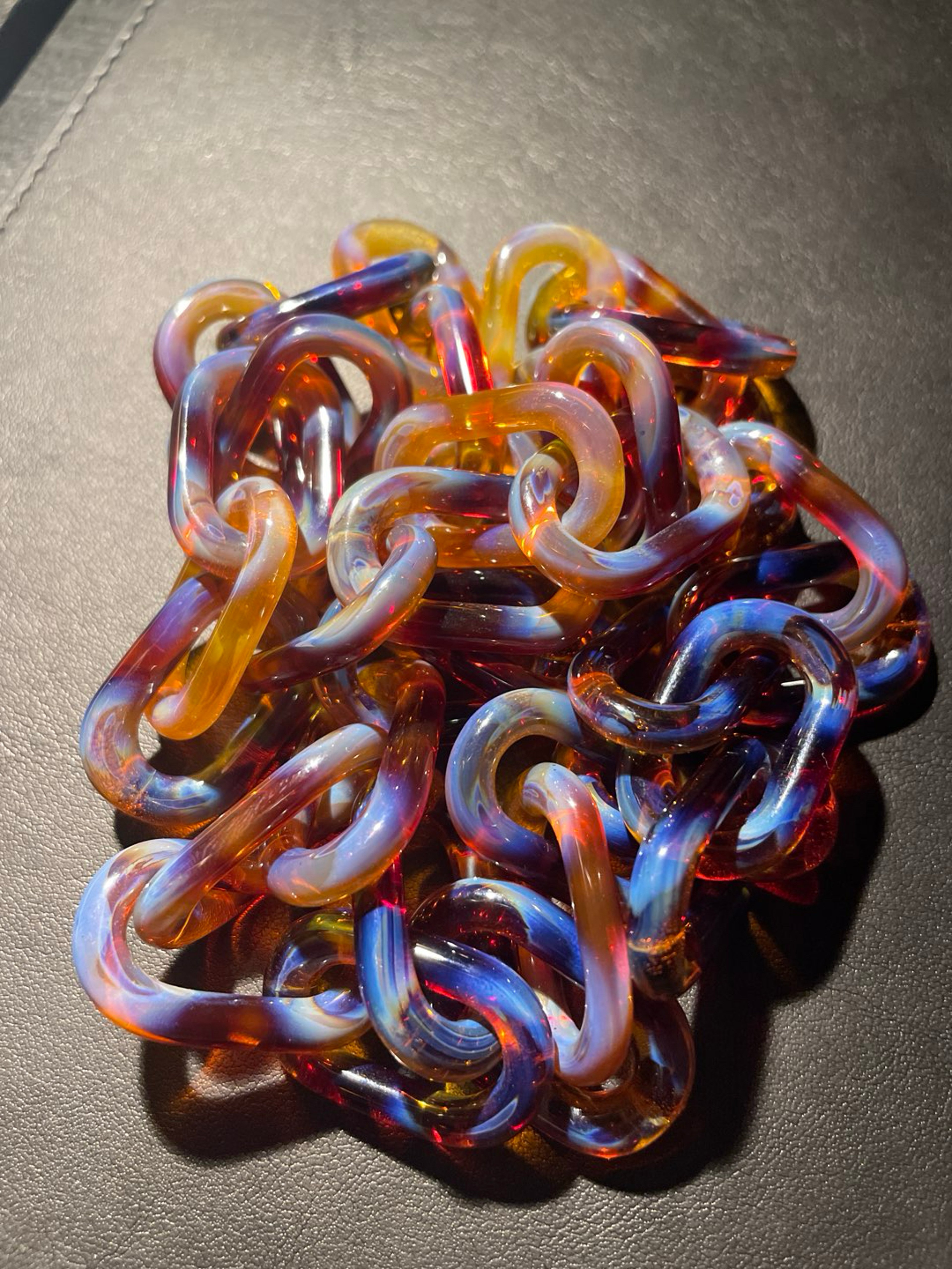 Preview pic of Anonamyss Glass Chain