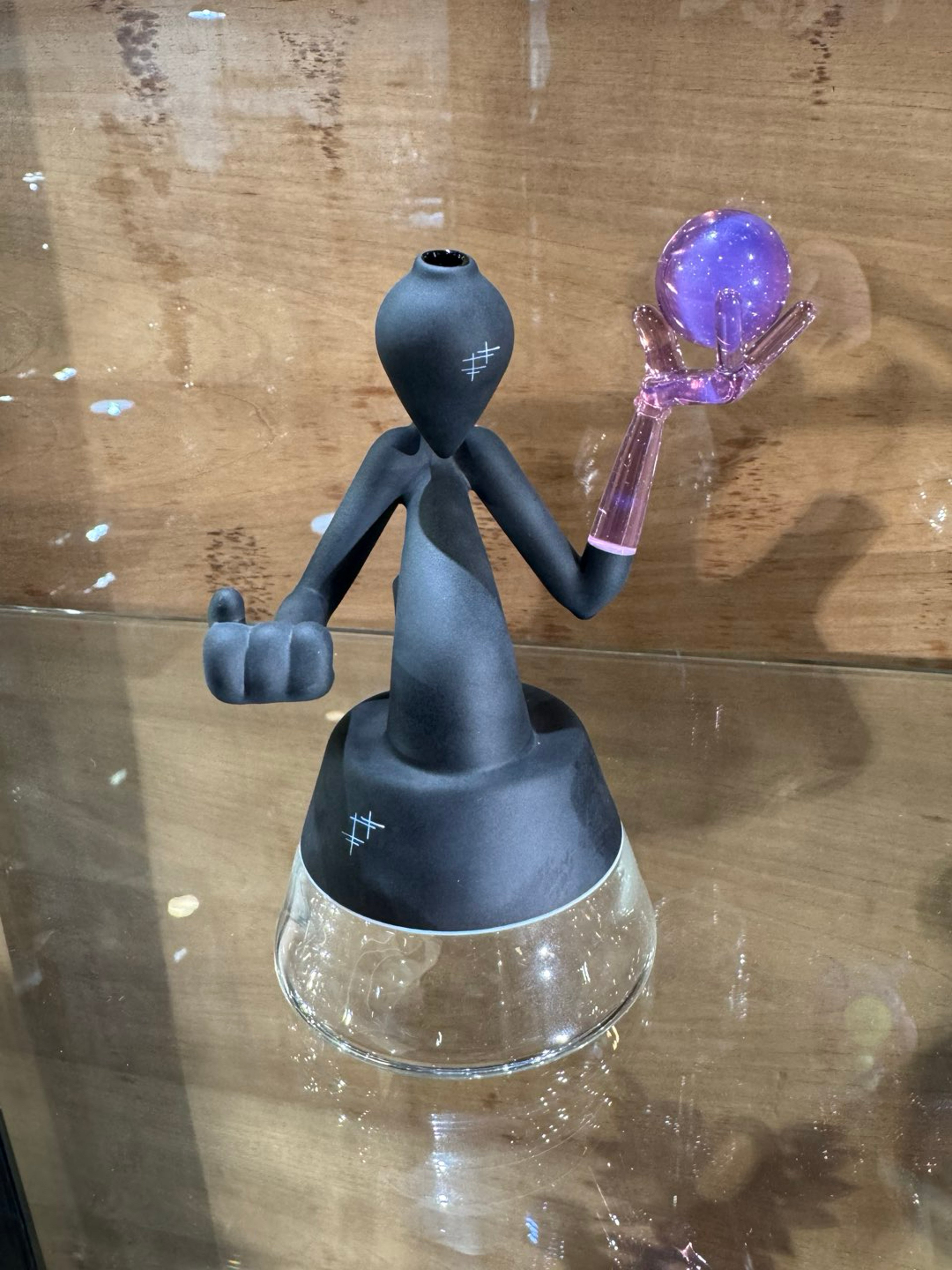 Preview pic of Yunk Glass - Marble Collector