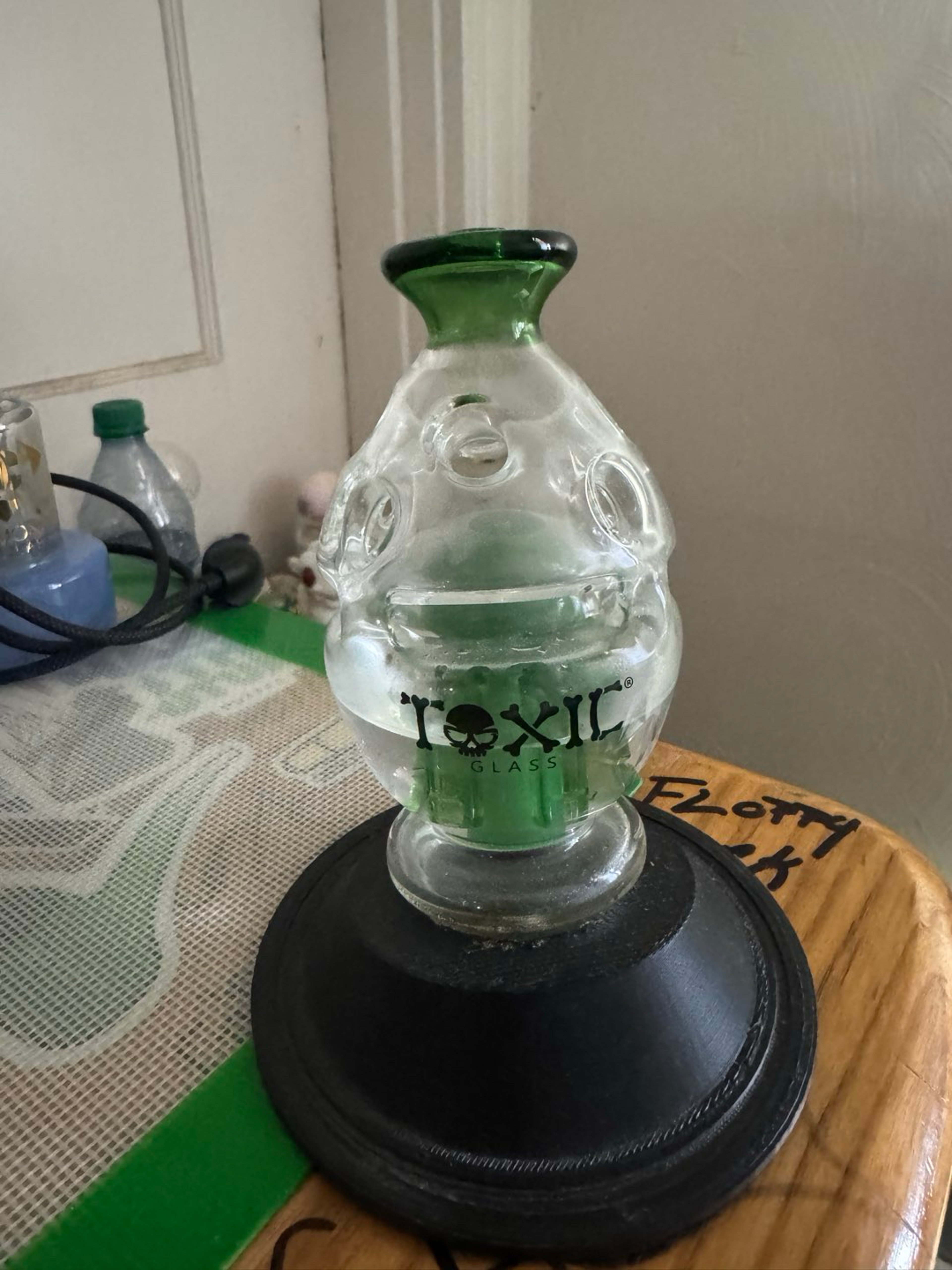 Toxic glass fab egg puffco top image 0