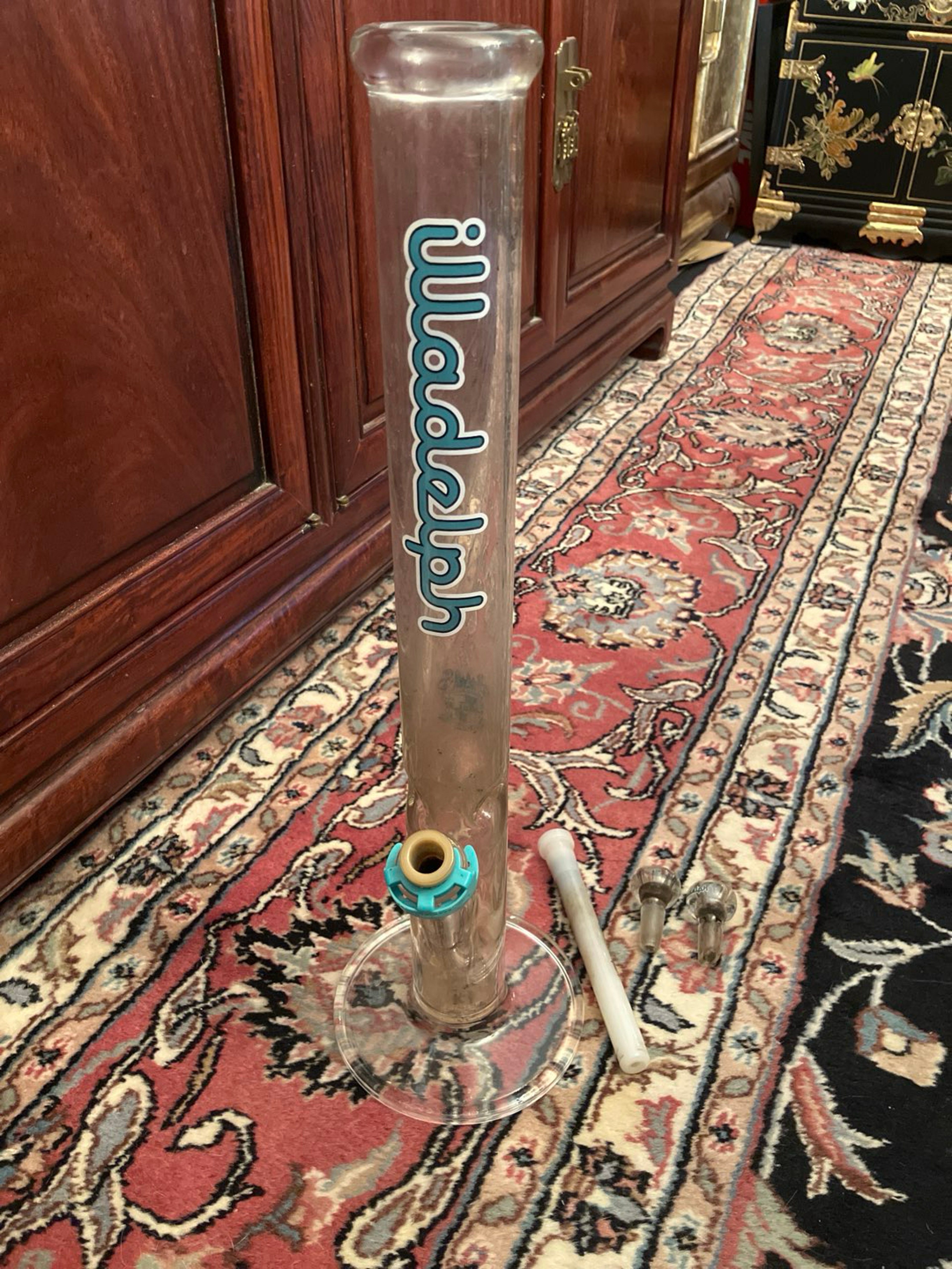 Preview pic of 18" Medium Straight Teal/Clear Illadelph bong