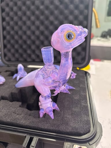 Preview pic of Dan Evan’s glass Dino