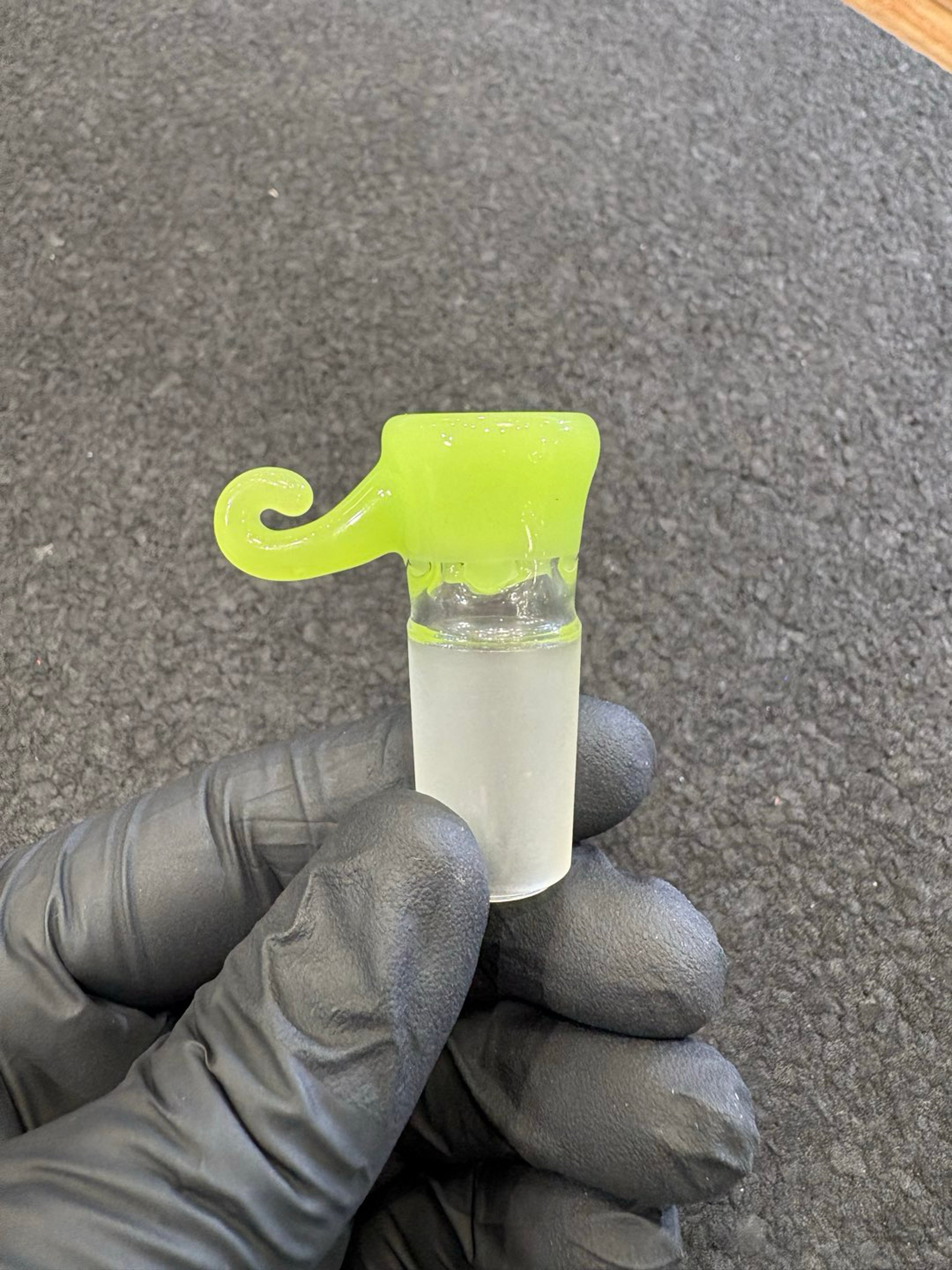 Antidote 18mm 4 hole slide image 0