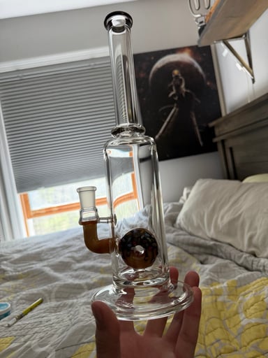 Preview pic of KGB Donut Straight Tube w/ Matching Ash catcher and Slide