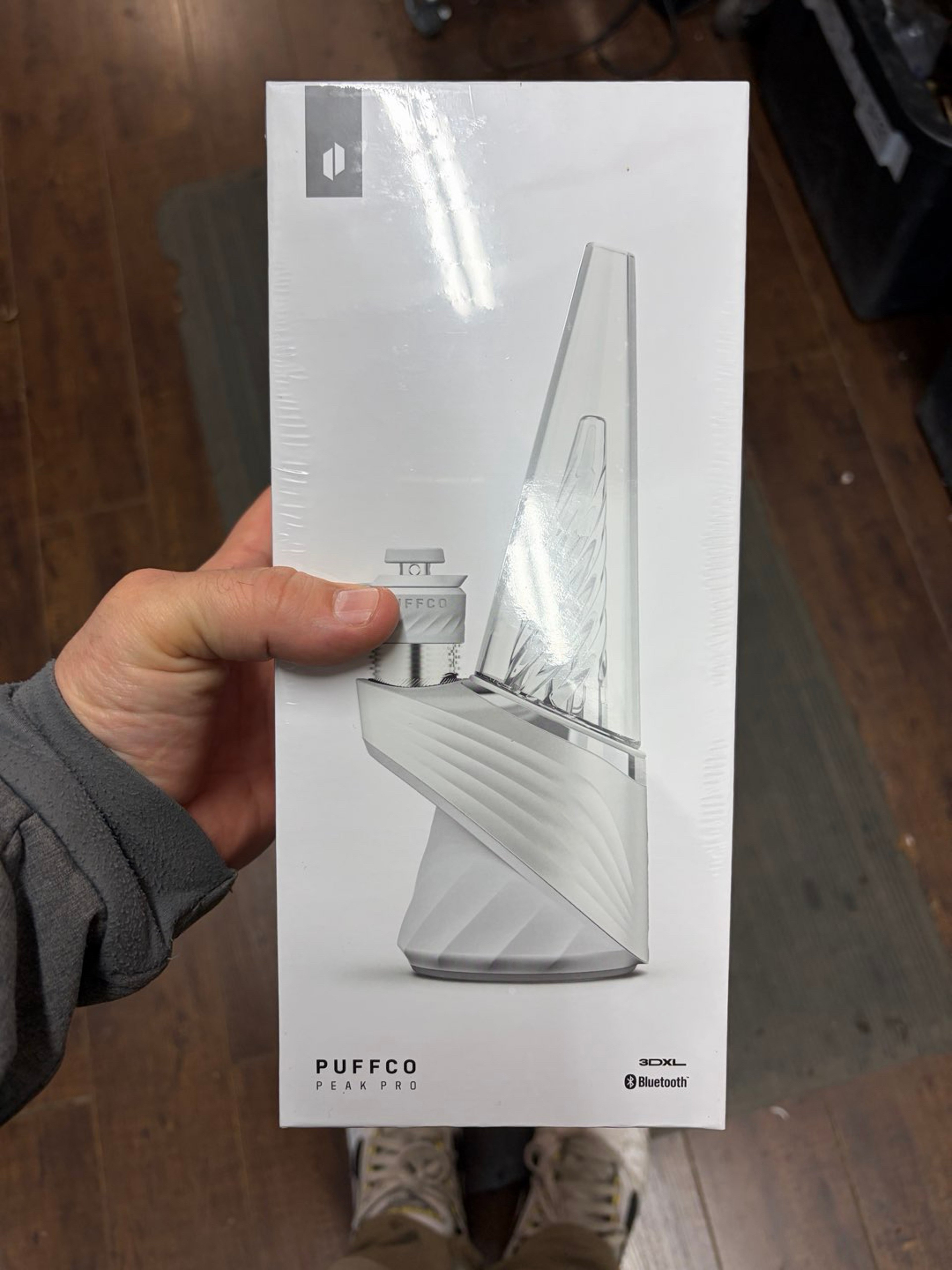Preview pic of Puffco pro 3DXL pearl new
