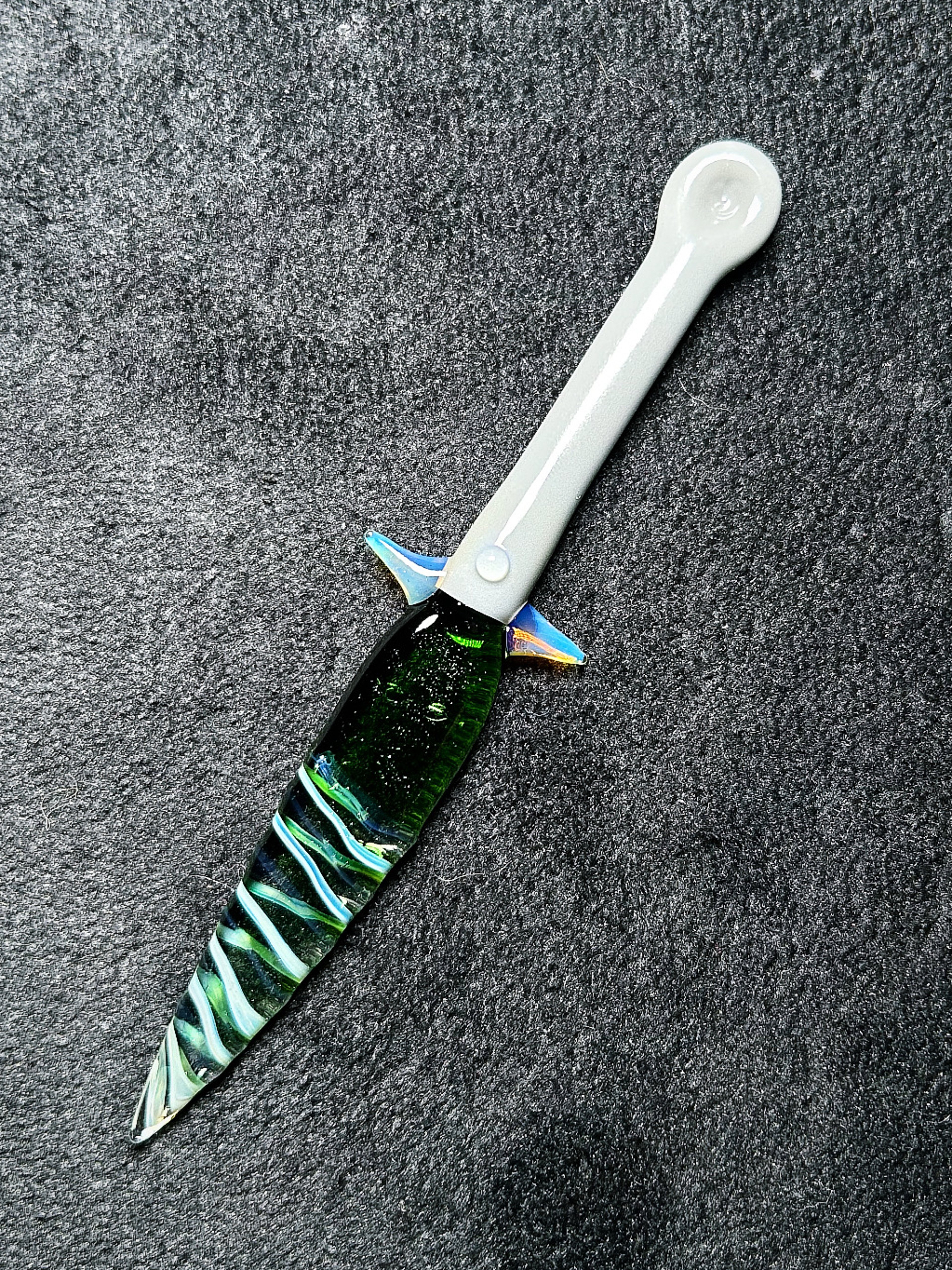 Preview pic of MarvinsGlass No Reserve Auction! 🗡️