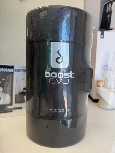 Preview pic of Dr. Dabber Boost Evo (new & sealed) limited edition clear
