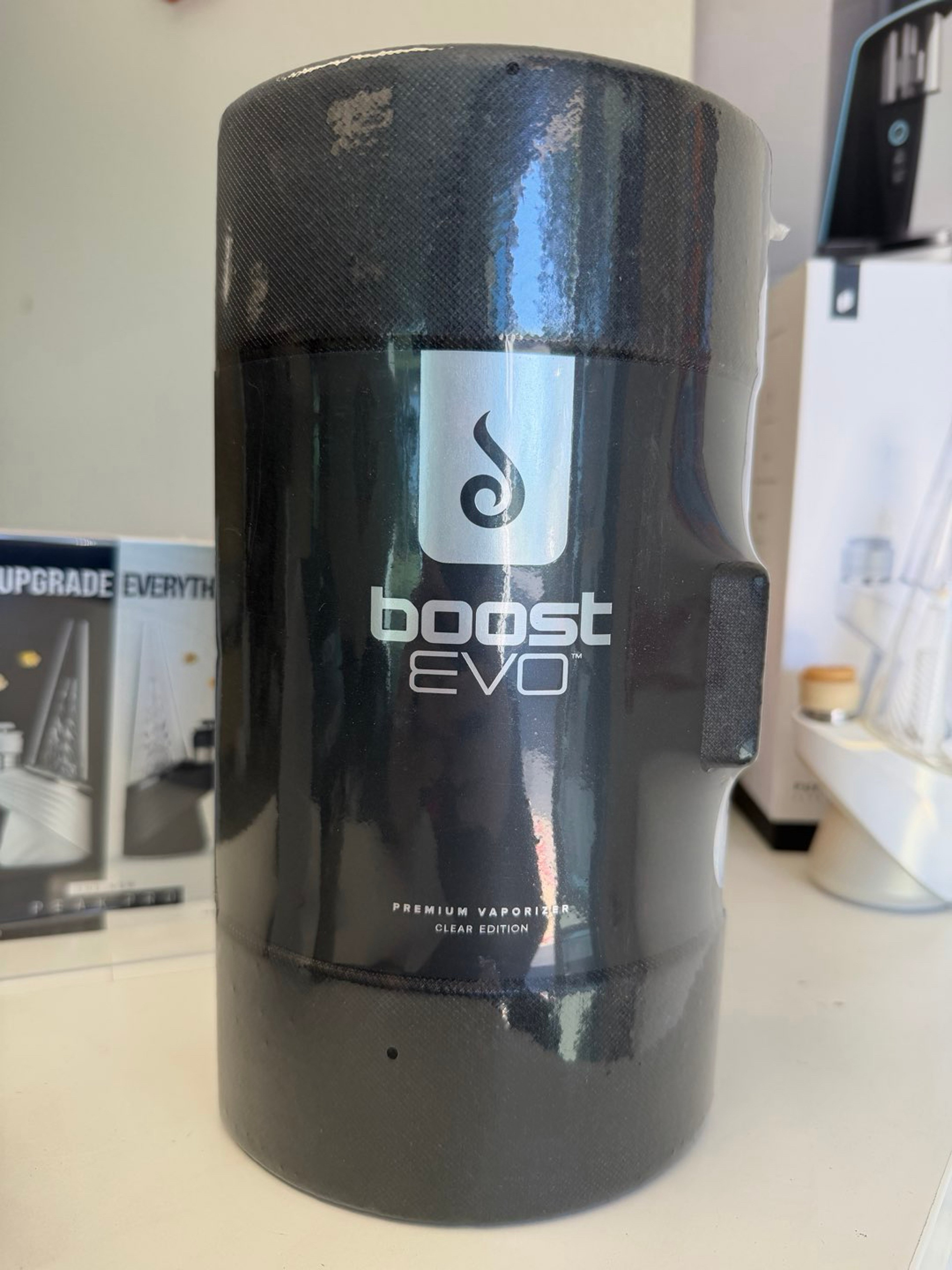 Dr. Dabber Boost Evo (new & sealed) limited edition clear image 0