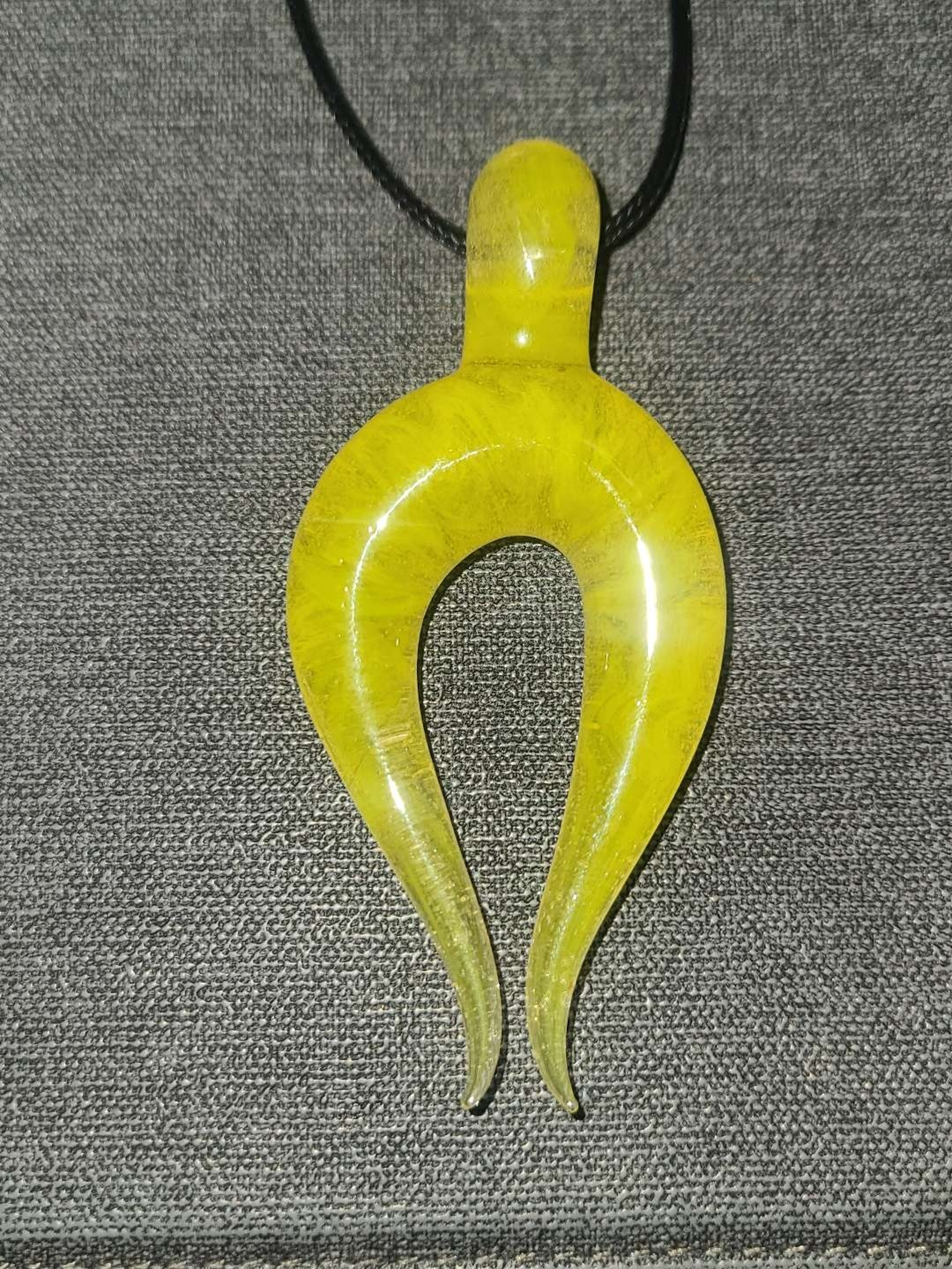 Preview pic of Vigil Glass Lemondrop Pendant