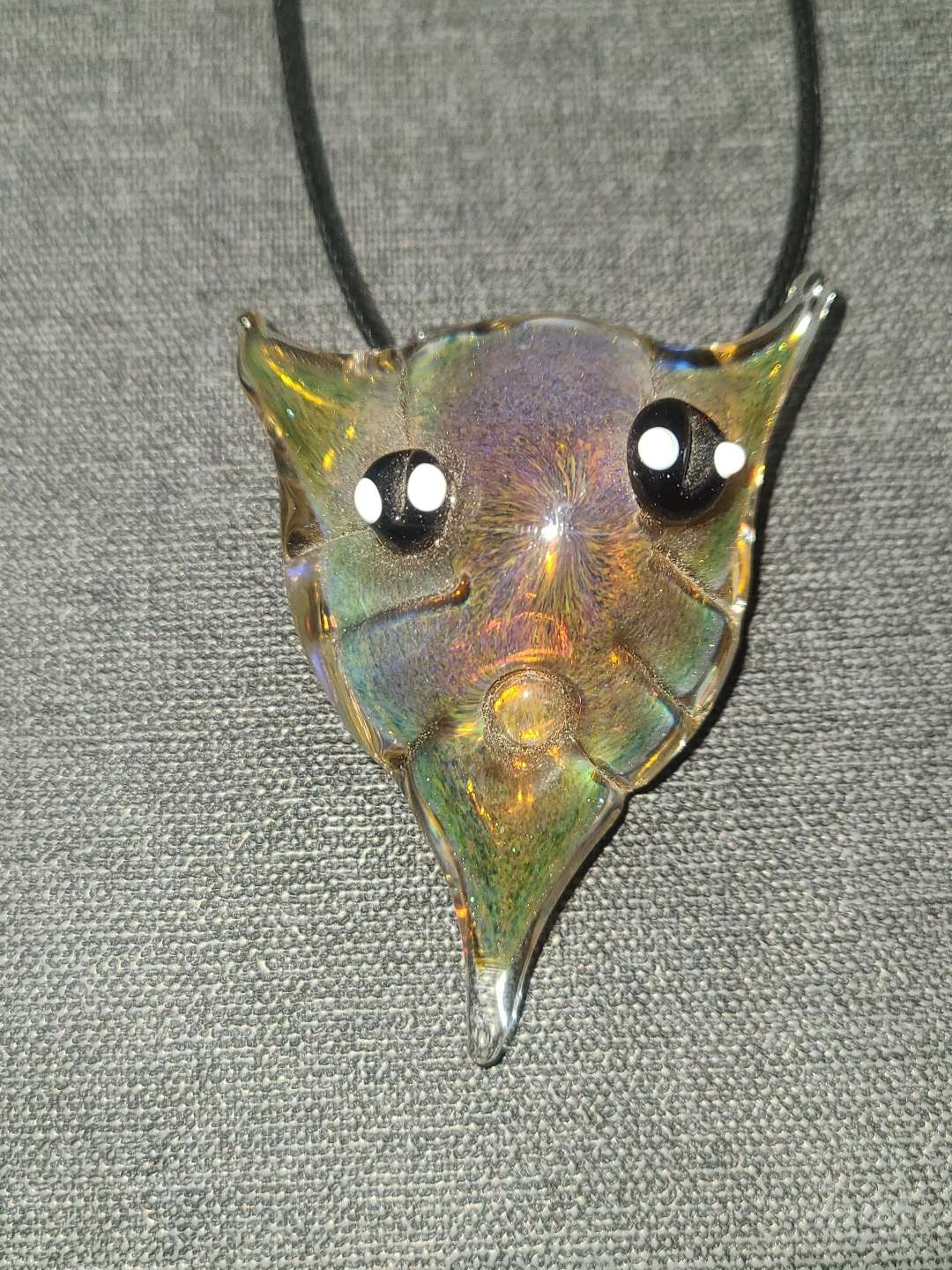 Preview pic of Villagasi Face Pendant