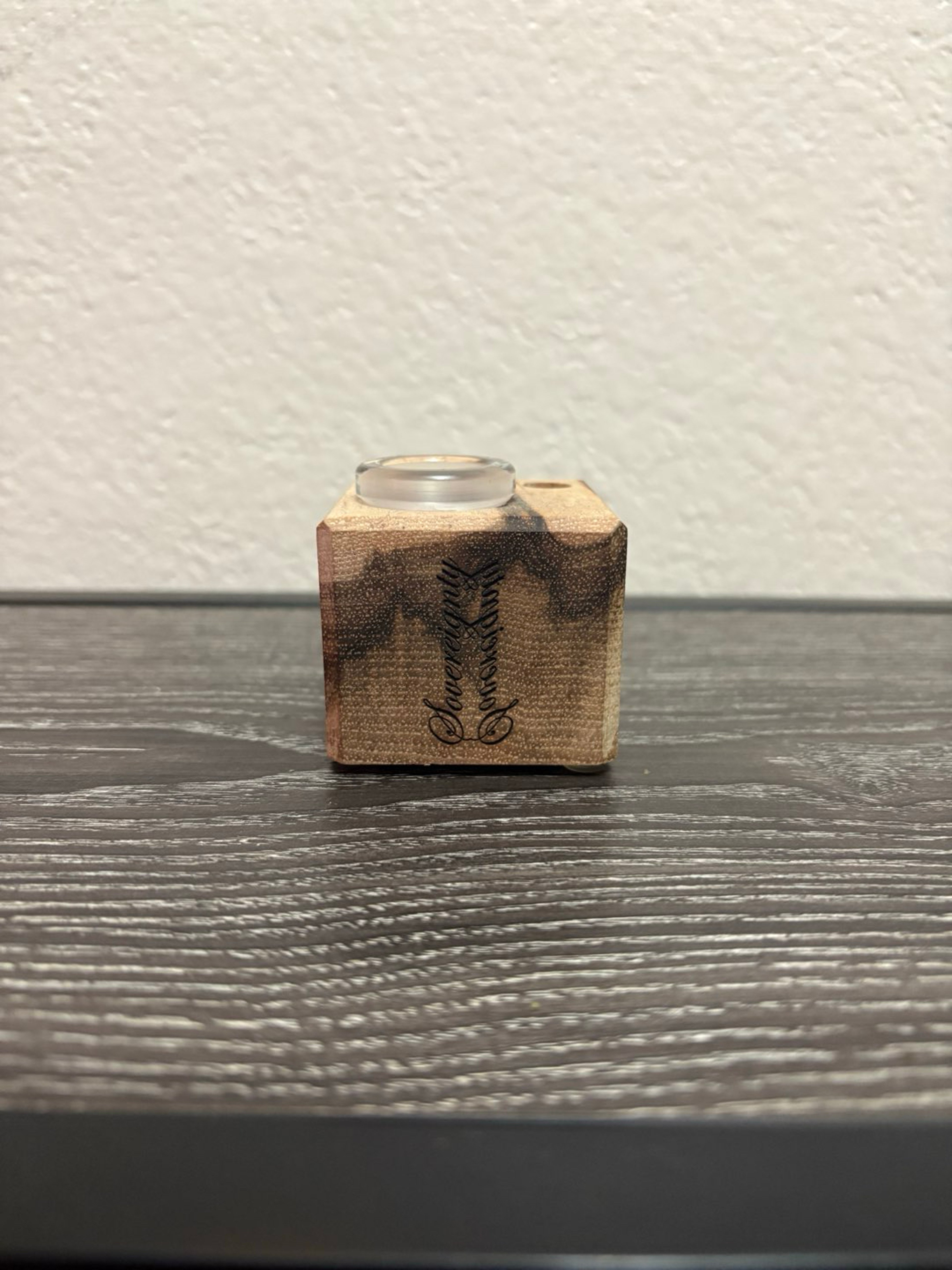 Preview pic of Sovereignty slide stand