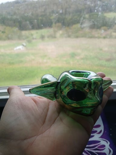 Preview pic of Iridescent Grogu