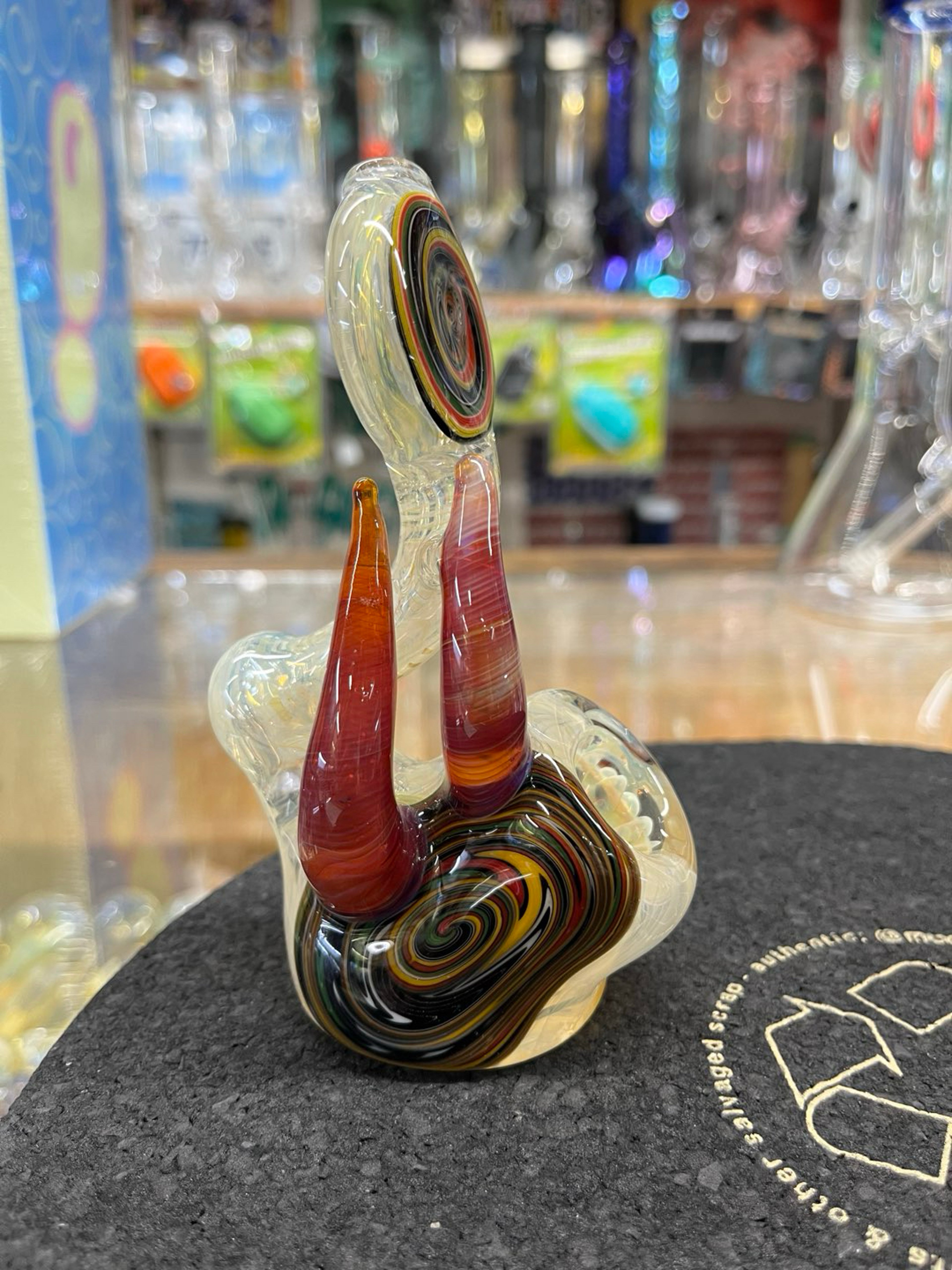 Preview pic of PJ 401 Glass Stand Up Dry Hand Pipe