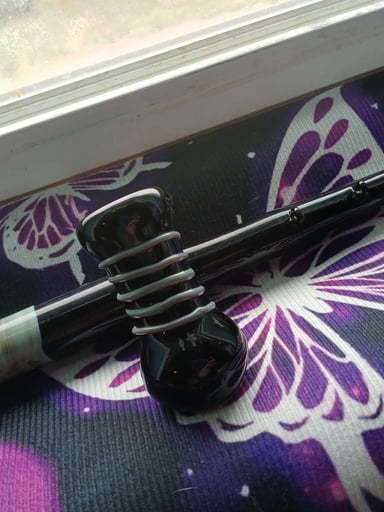 Preview pic of Fishing pole