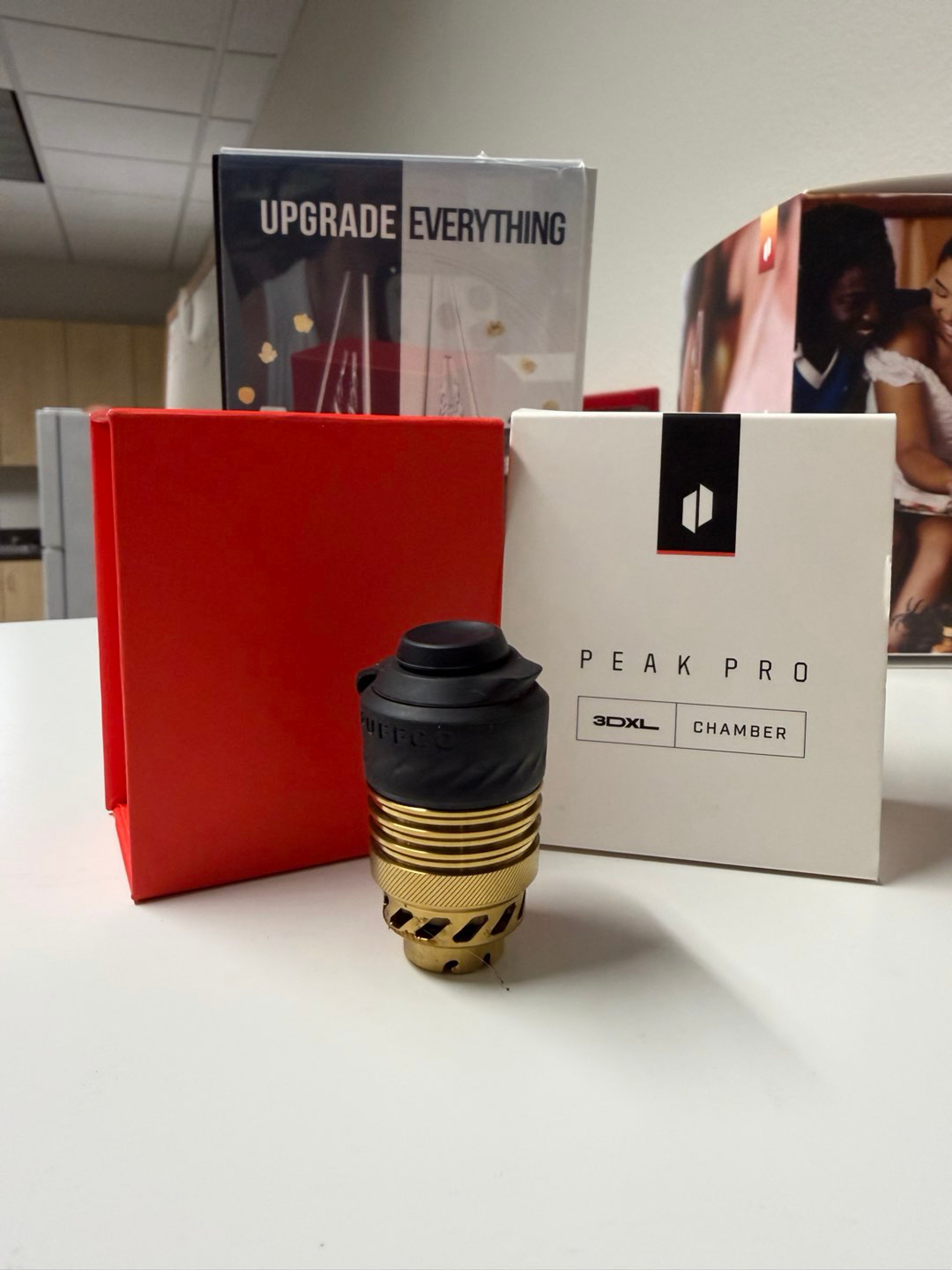Preview pic of Peak Pro 3DXL Chamber (PUFFCO GOLD RARE LIMITED EDITION