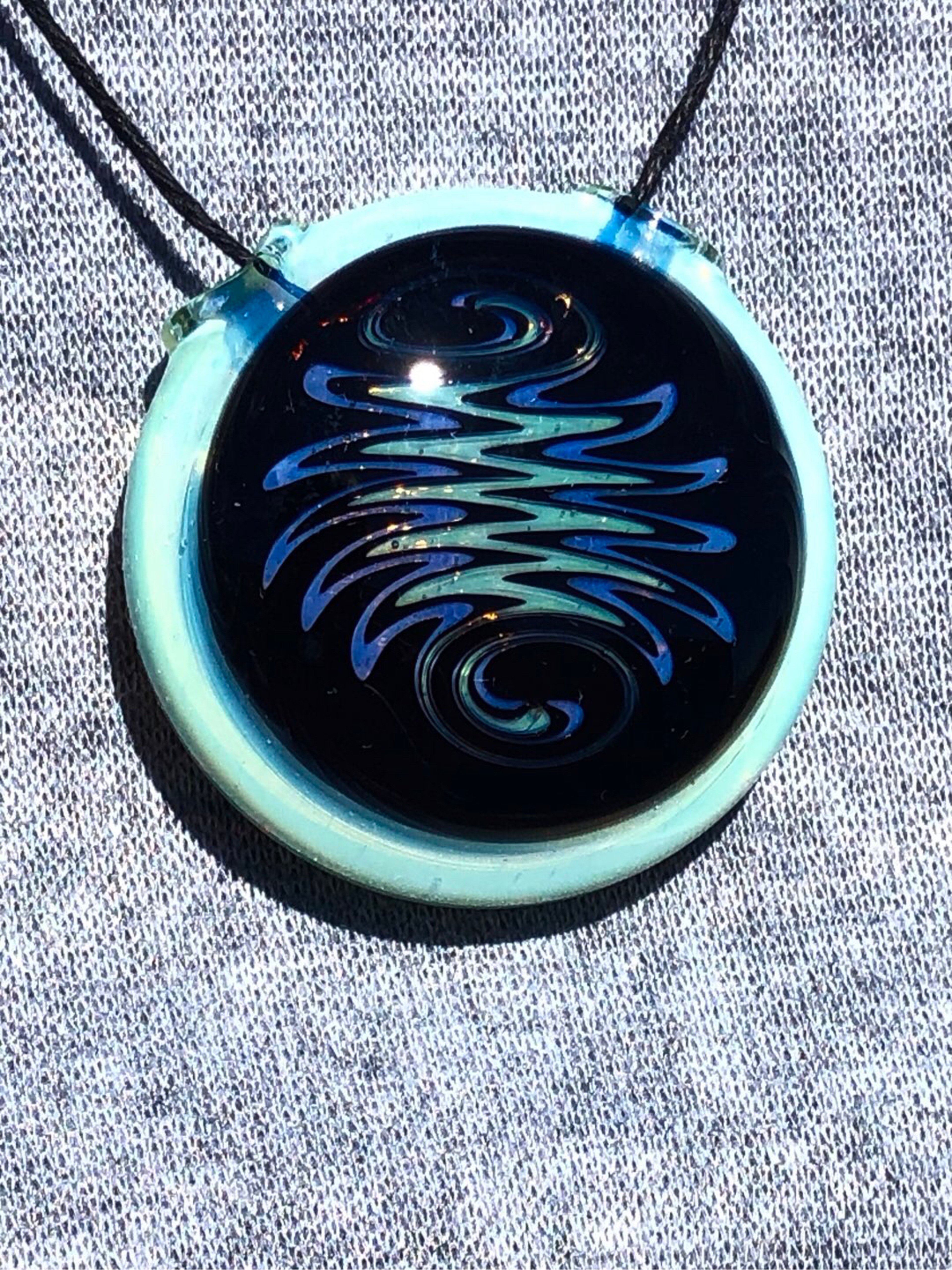 Wigwag pendant image 0