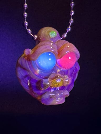 Preview pic of Globlin Colab pendant