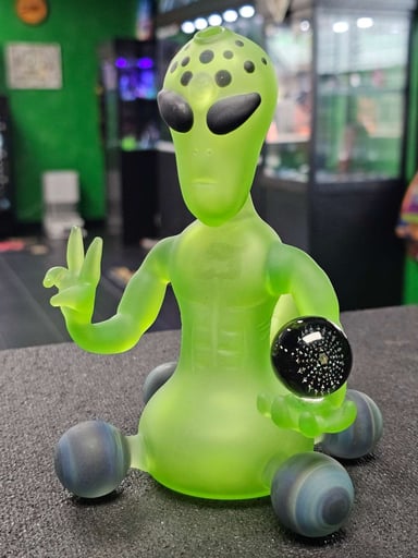Preview pic of Monster Glass Alien