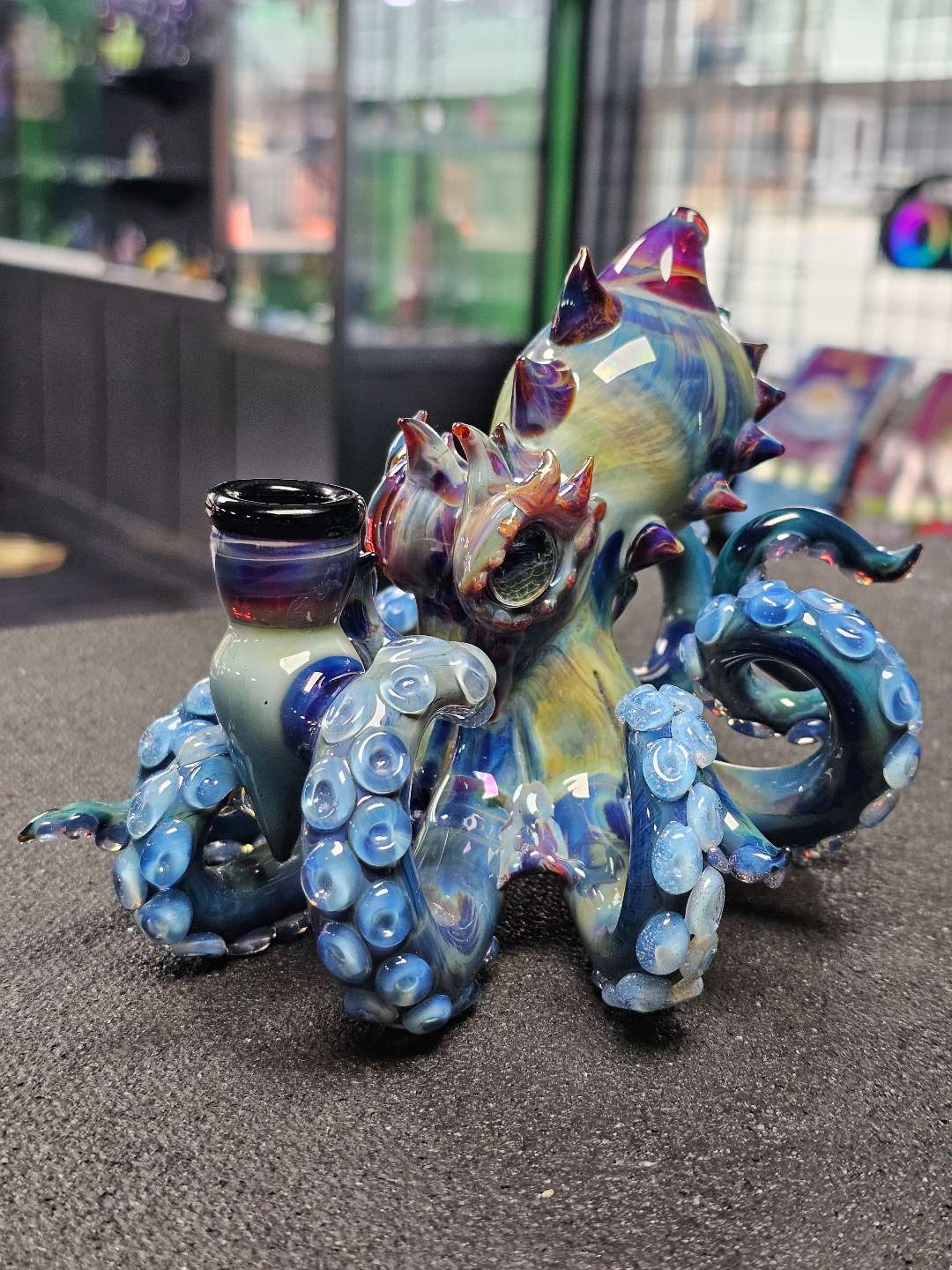 Mako Glass Amber Purple Octopus image 0