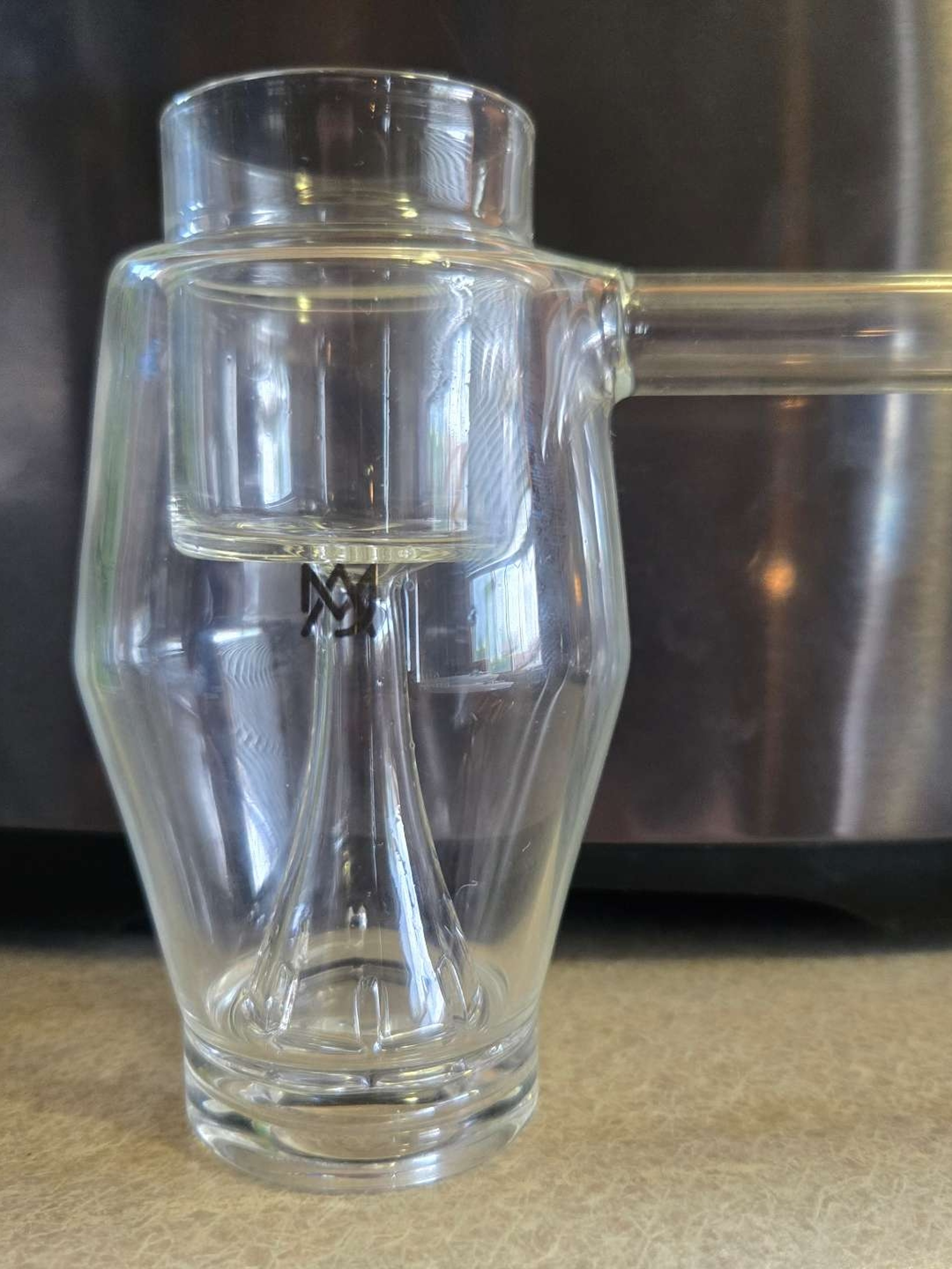 Preview pic of The Puffco Proxy Bubbler by MJ Arsenal