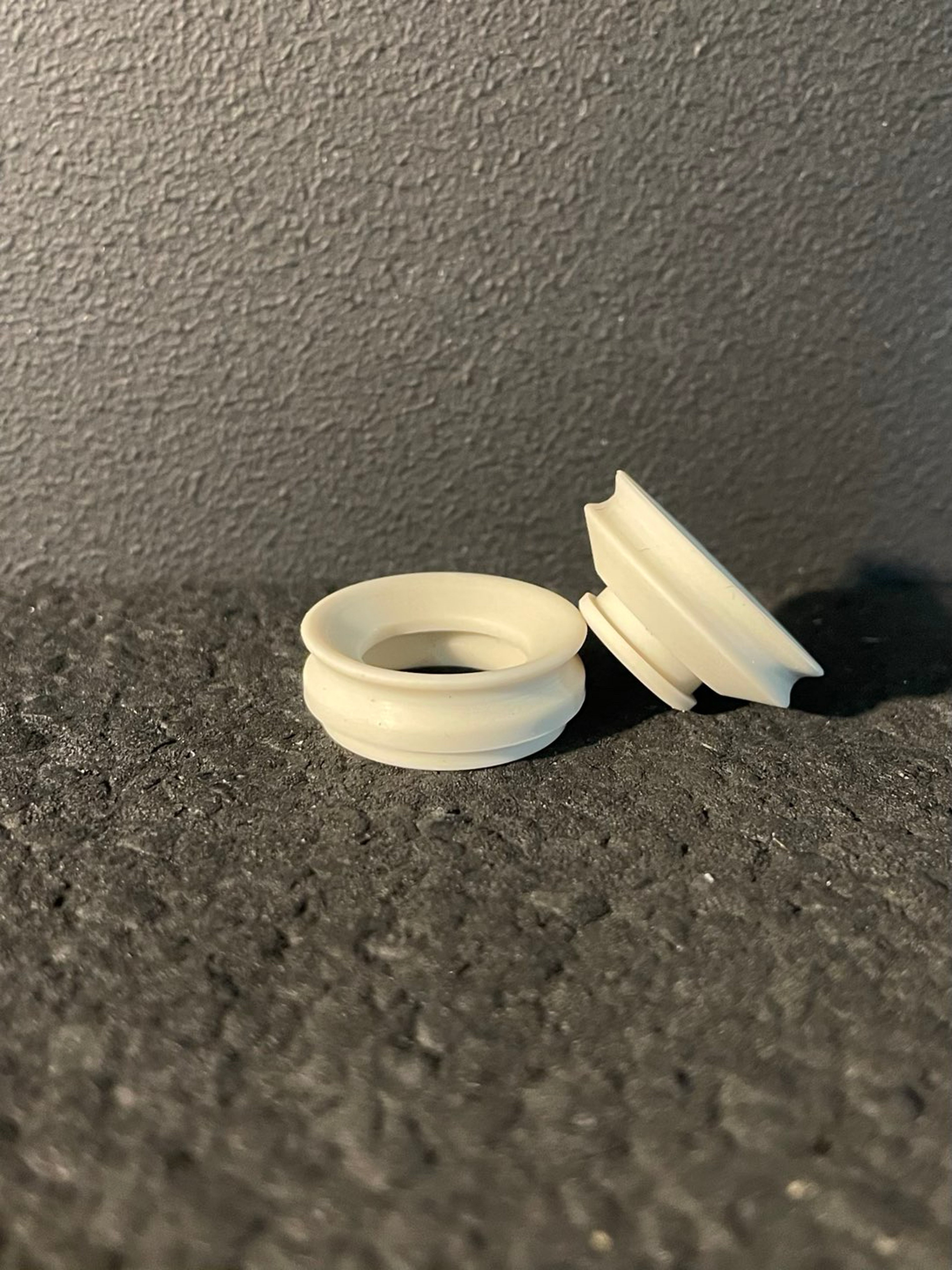Preview pic of Tuff Tethers New Peak Silicone Pearl