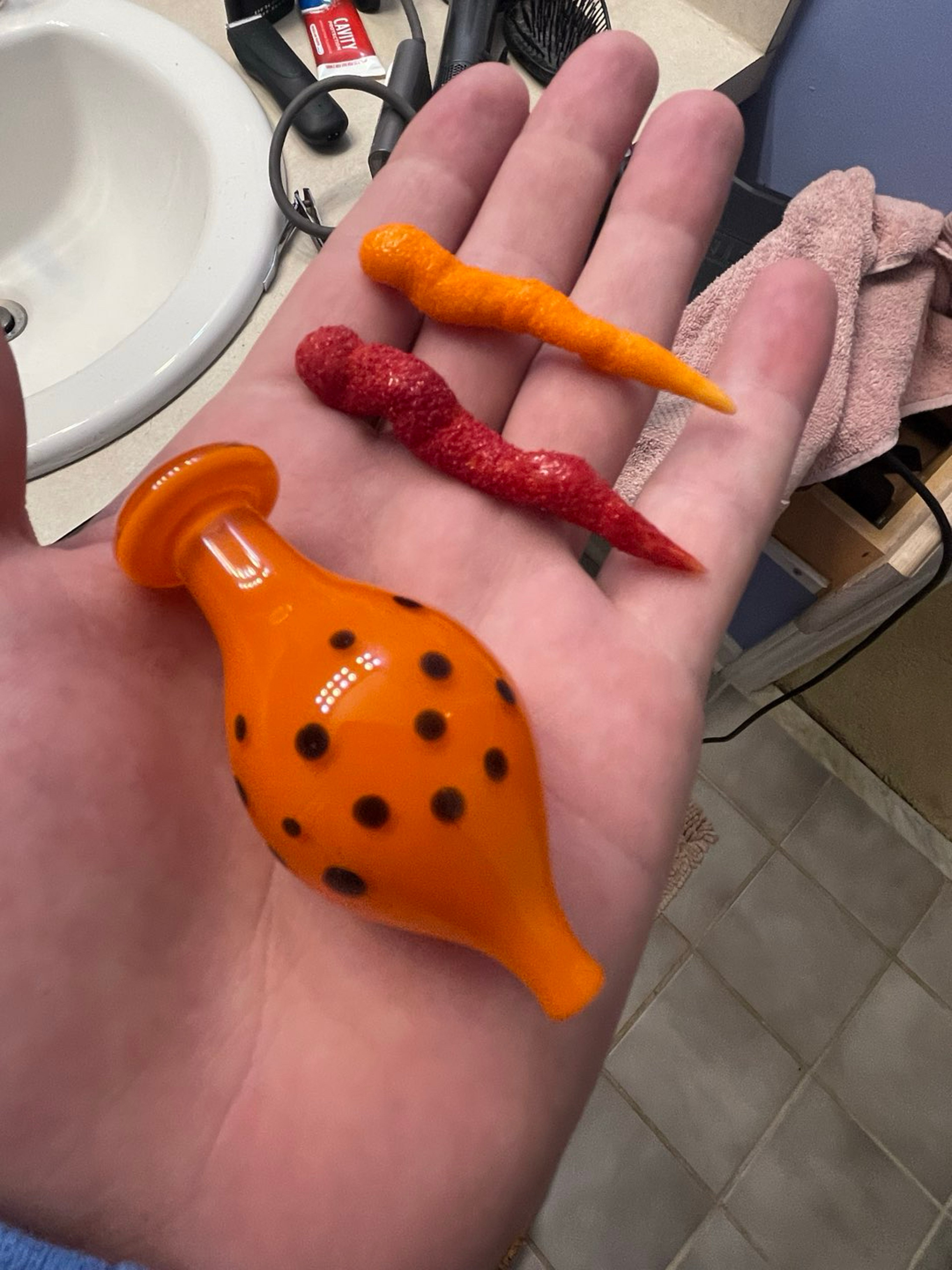 Preview pic of rude boy cap and cheeto set