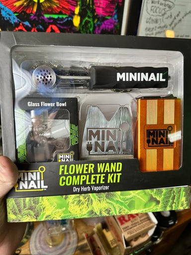 cenentrual ball vape Bang Einweg-E-Zigarette für 28.000 Züge – ICE Control, 30 ml, 650 mAh,  wiederaufladbar main image 1