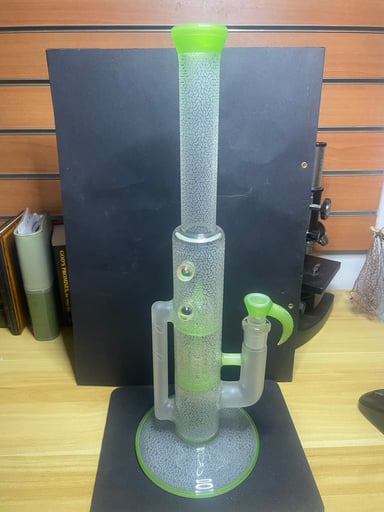Preview pic of Sovereignty Lime White Satin Treecycler