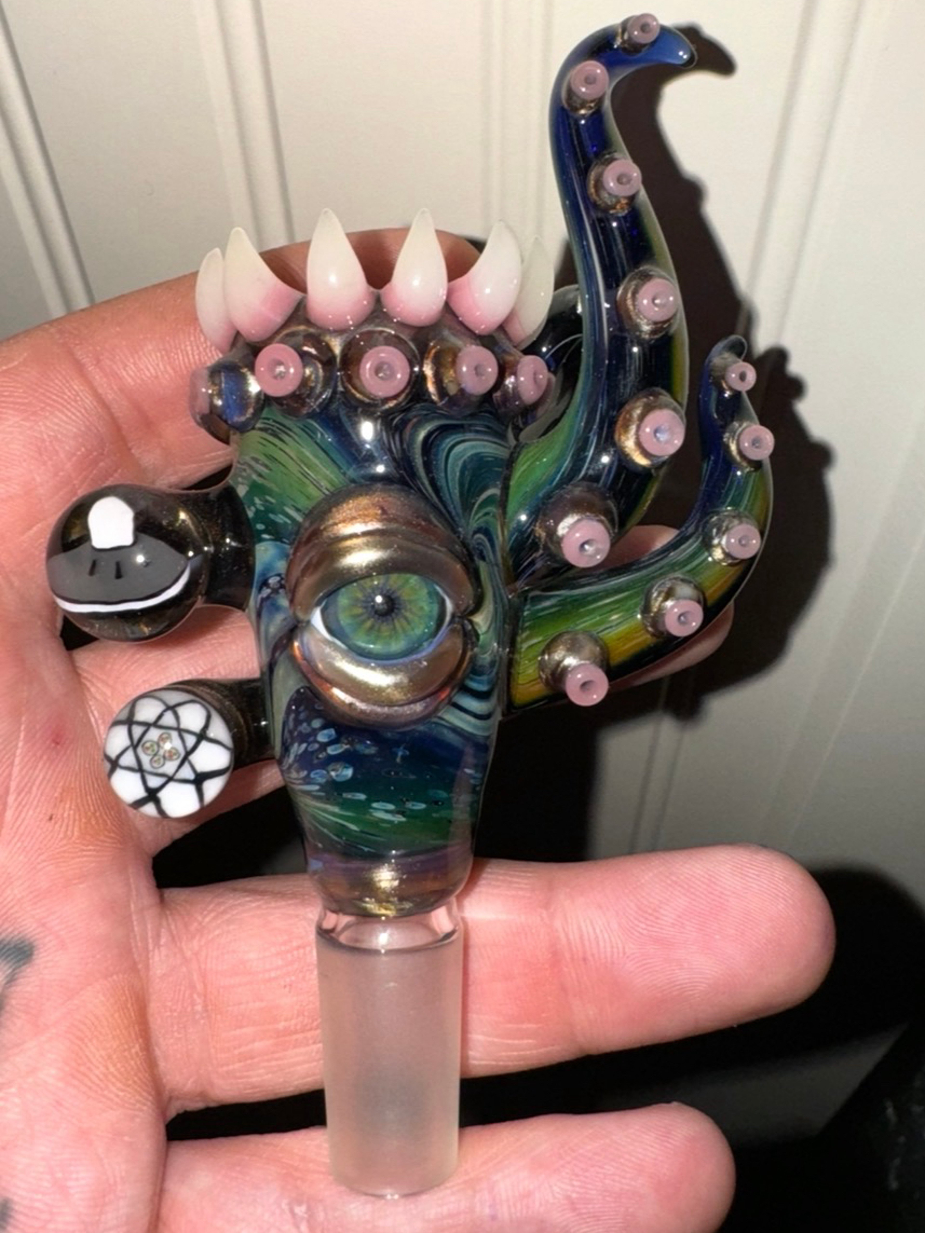 Preview pic of Salt x N8 Miers slide