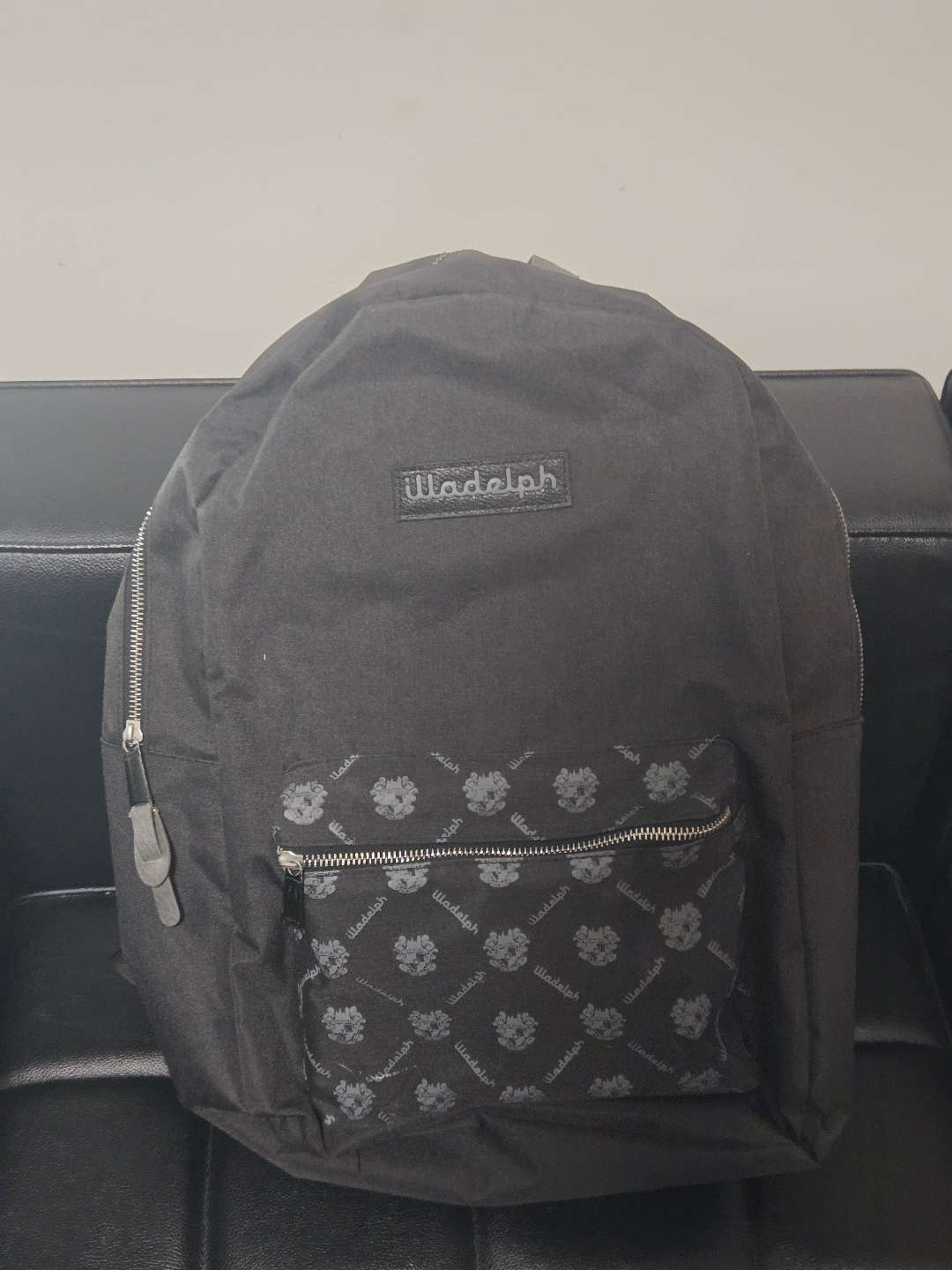 Preview pic of Illadeph backpack