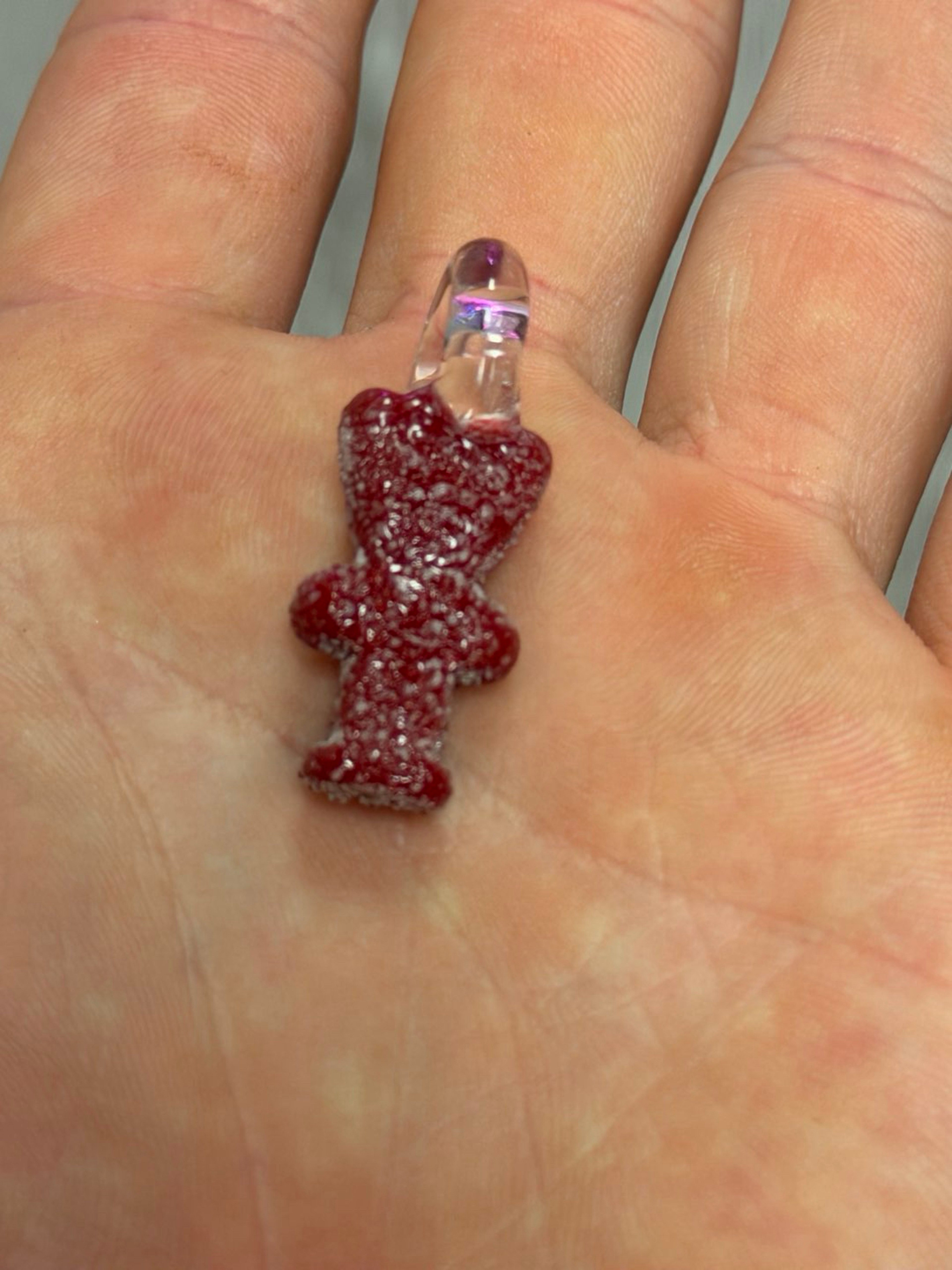 Preview pic of Emperial glass sour kid pendant