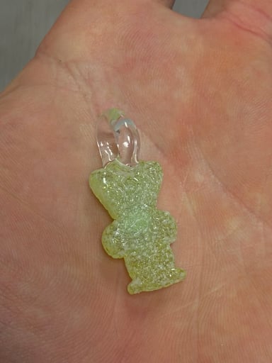 Preview pic of Emperial glass sour kid pendant