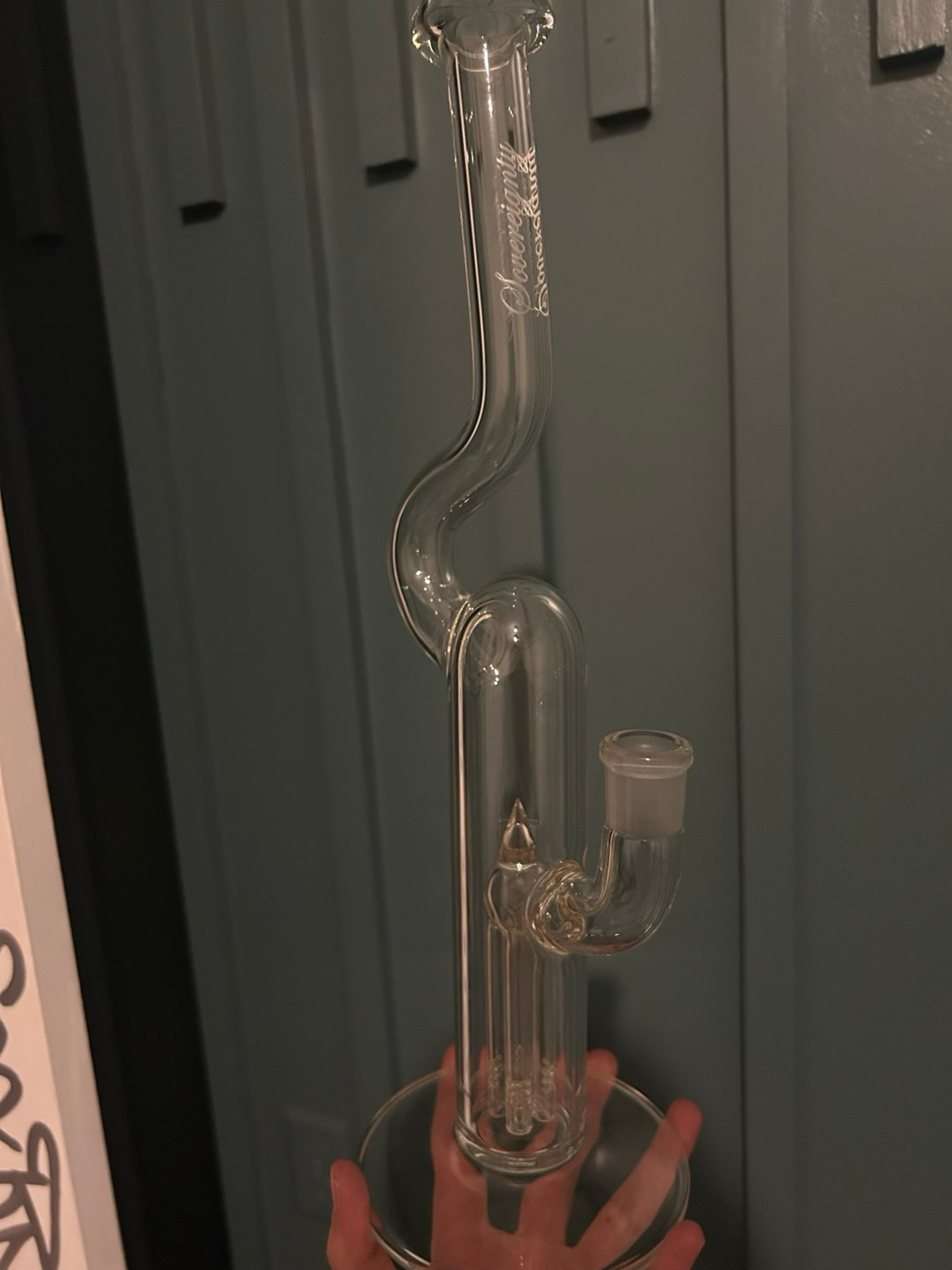 Preview pic of Natty Neck Gridded F4