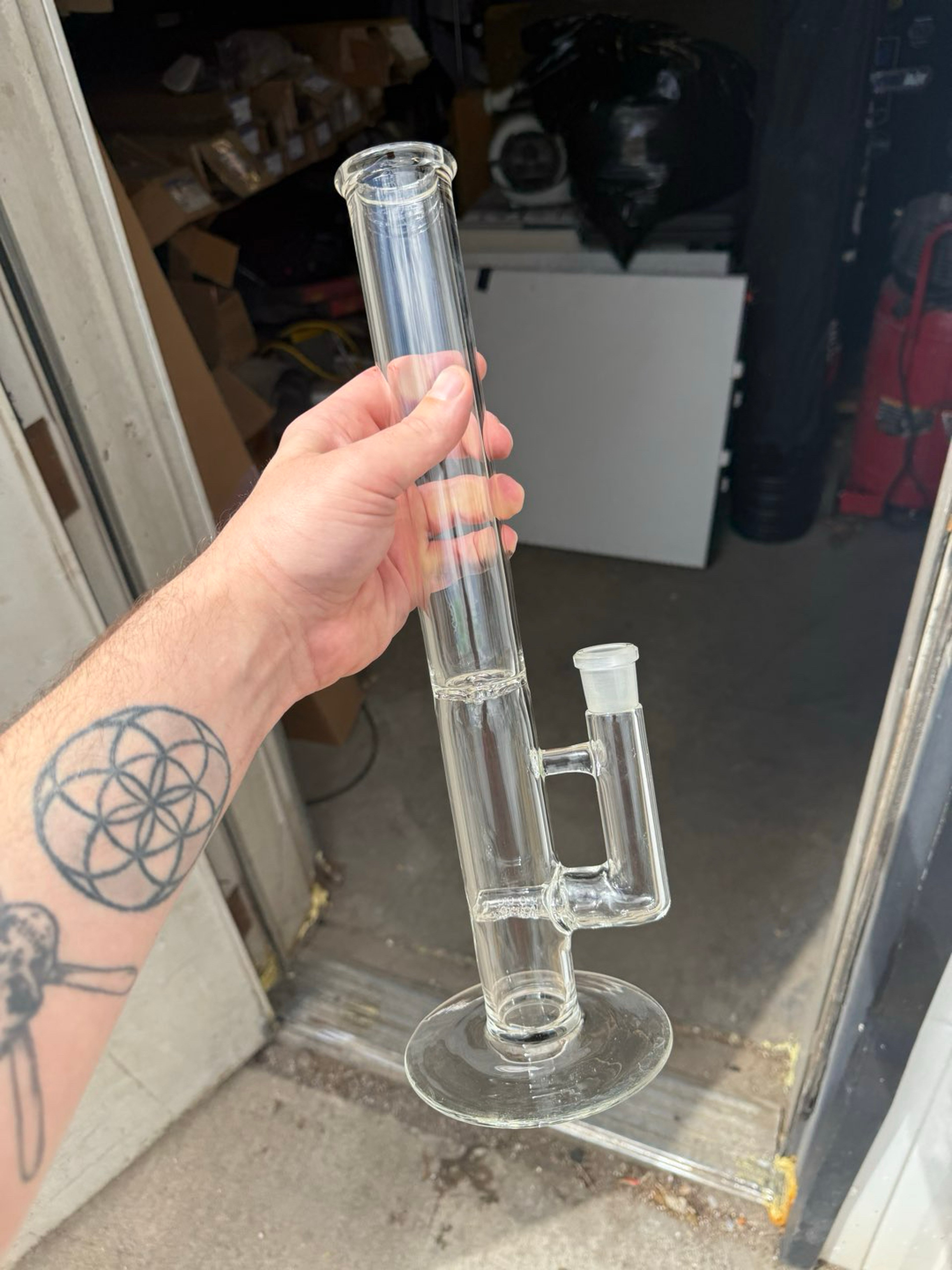 Preview pic of 18mm 15” straight tube