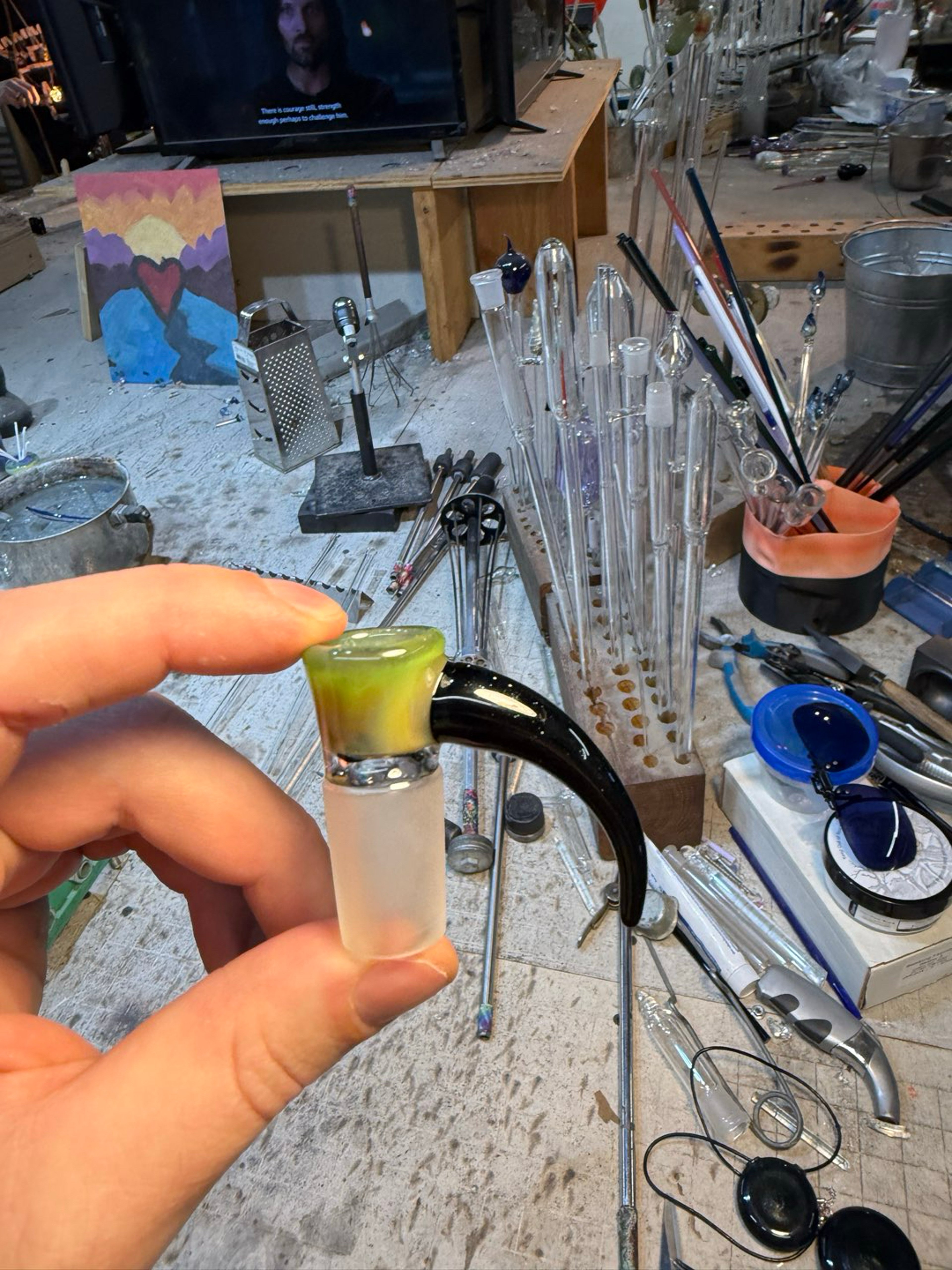 Preview pic of 18mm green energy over icy white satin 4 hole slide