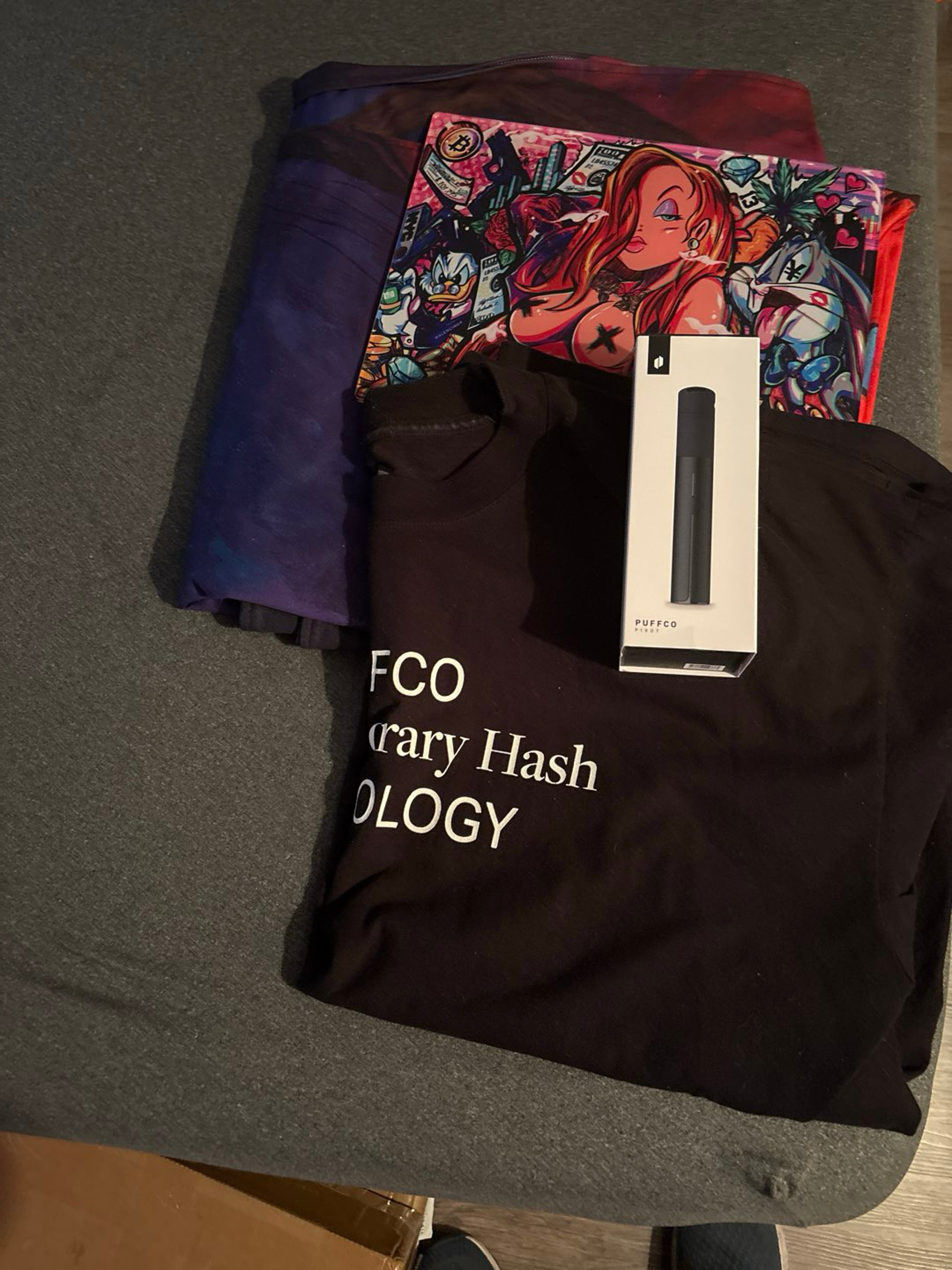 Preview pic of Custom steal your face Grateful Dead pivot, puffco T-shirt, blanket, and canvas bundle