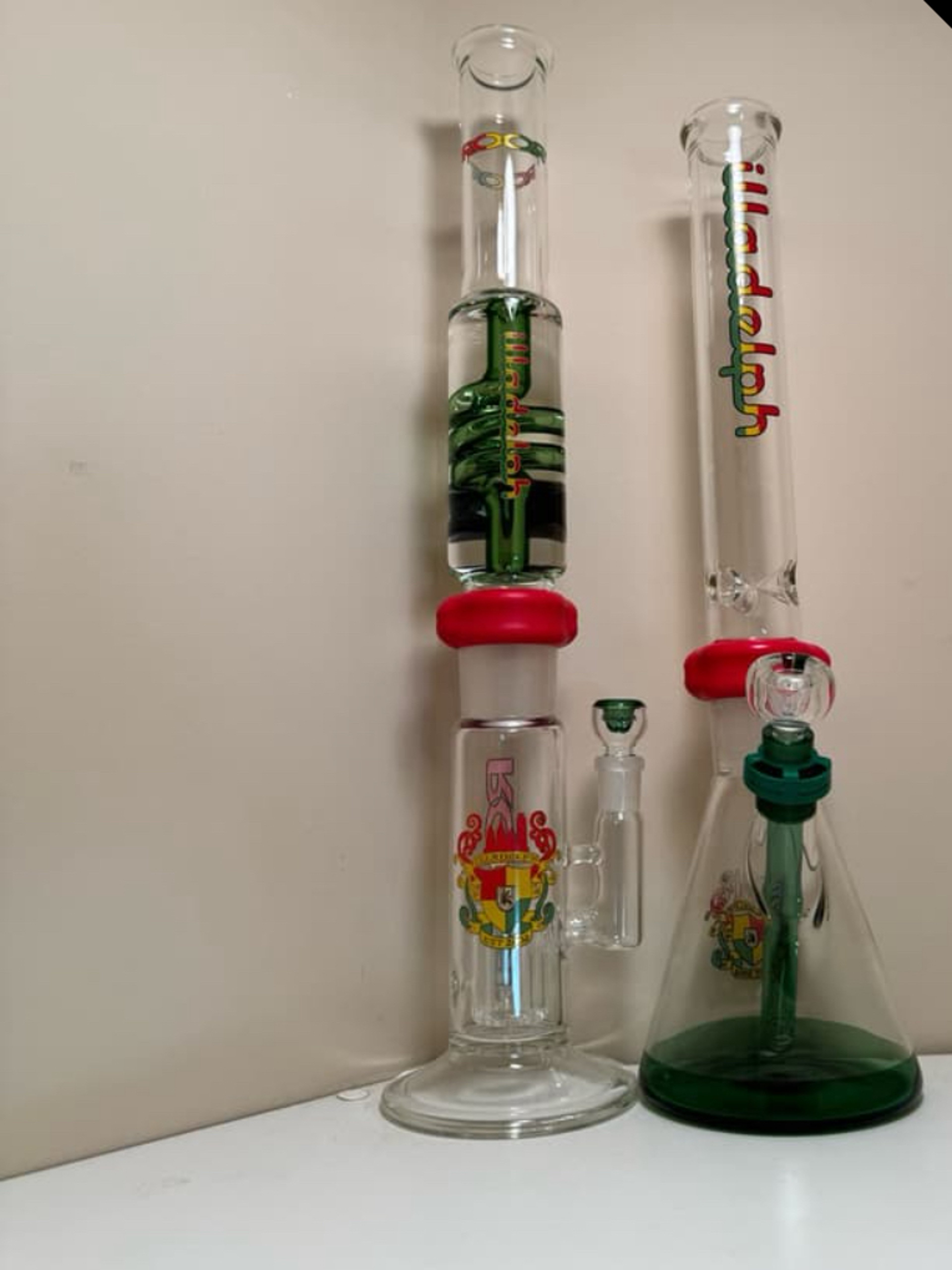 Preview pic of Illadelph x Roor collab + Rasta Beaker extension set