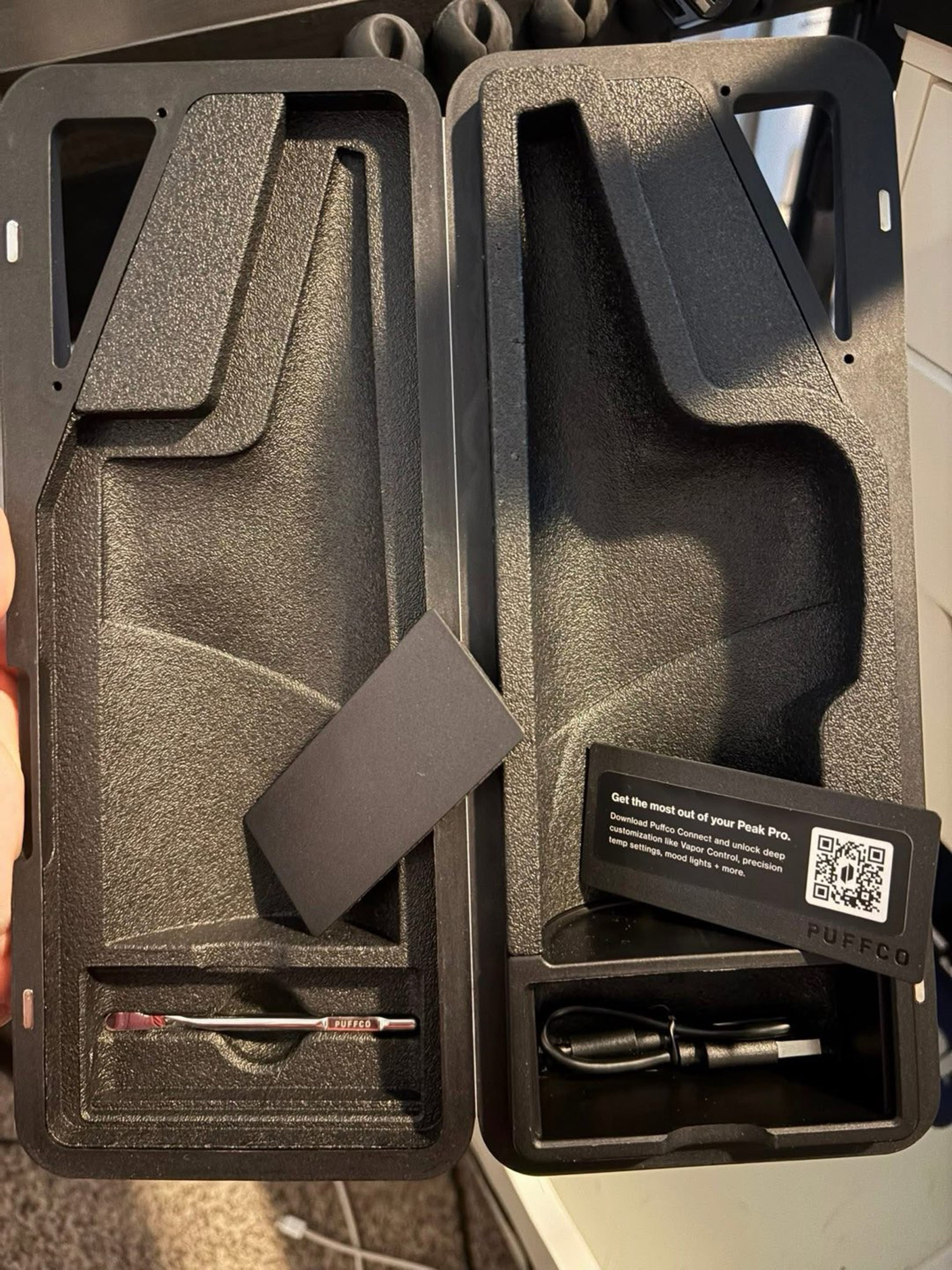 Preview pic of Puffco Peak Pro V2 Onyx Case