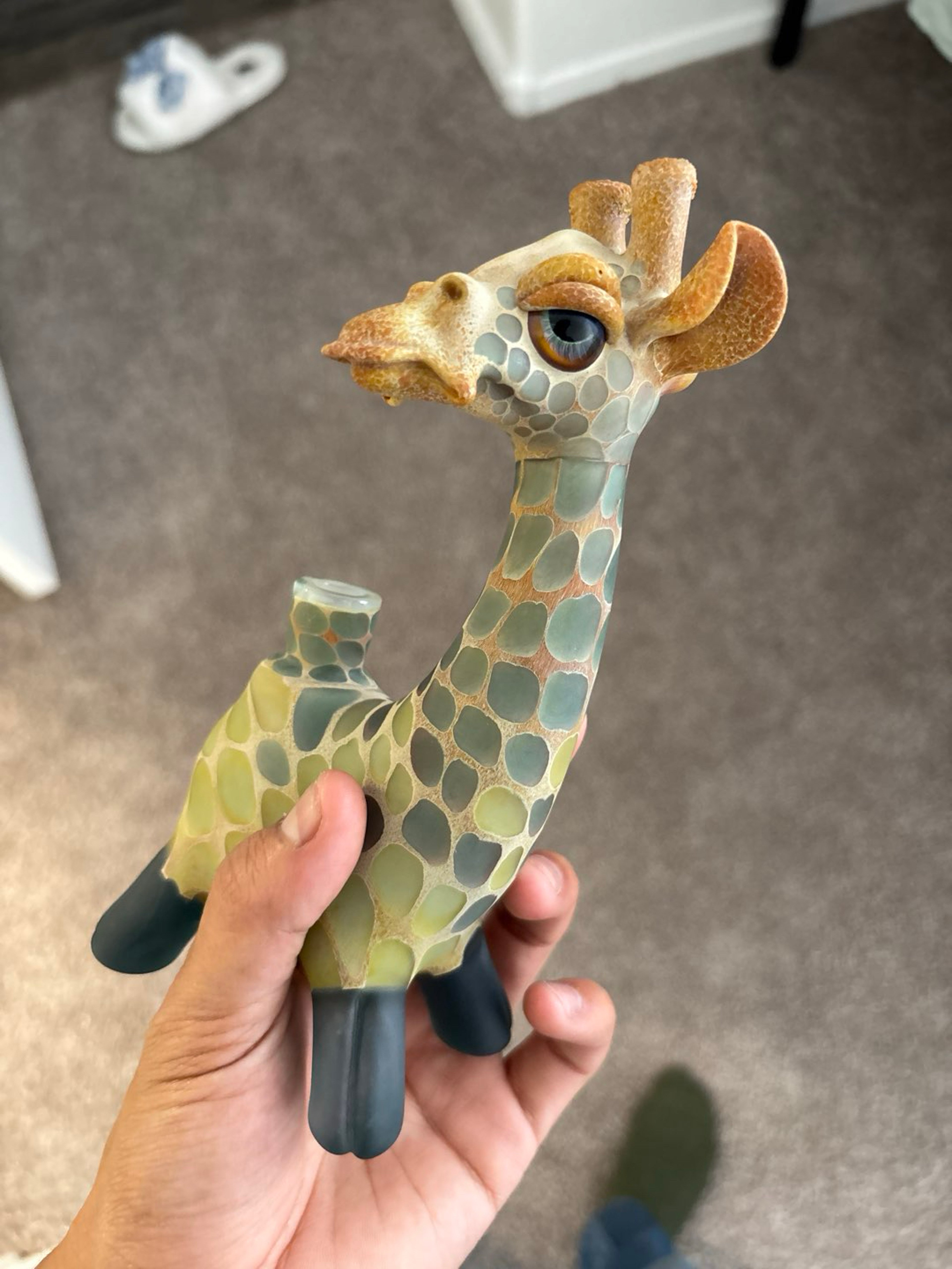 Preview pic of Robertson giraffe