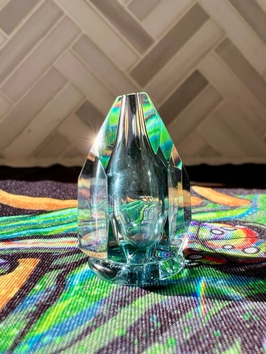 Preview pic of Northern Waters Glass Kyber Crystal Pivot Top