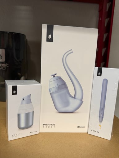 Preview pic of Puffco Proxy & Core Bundle (pearl)