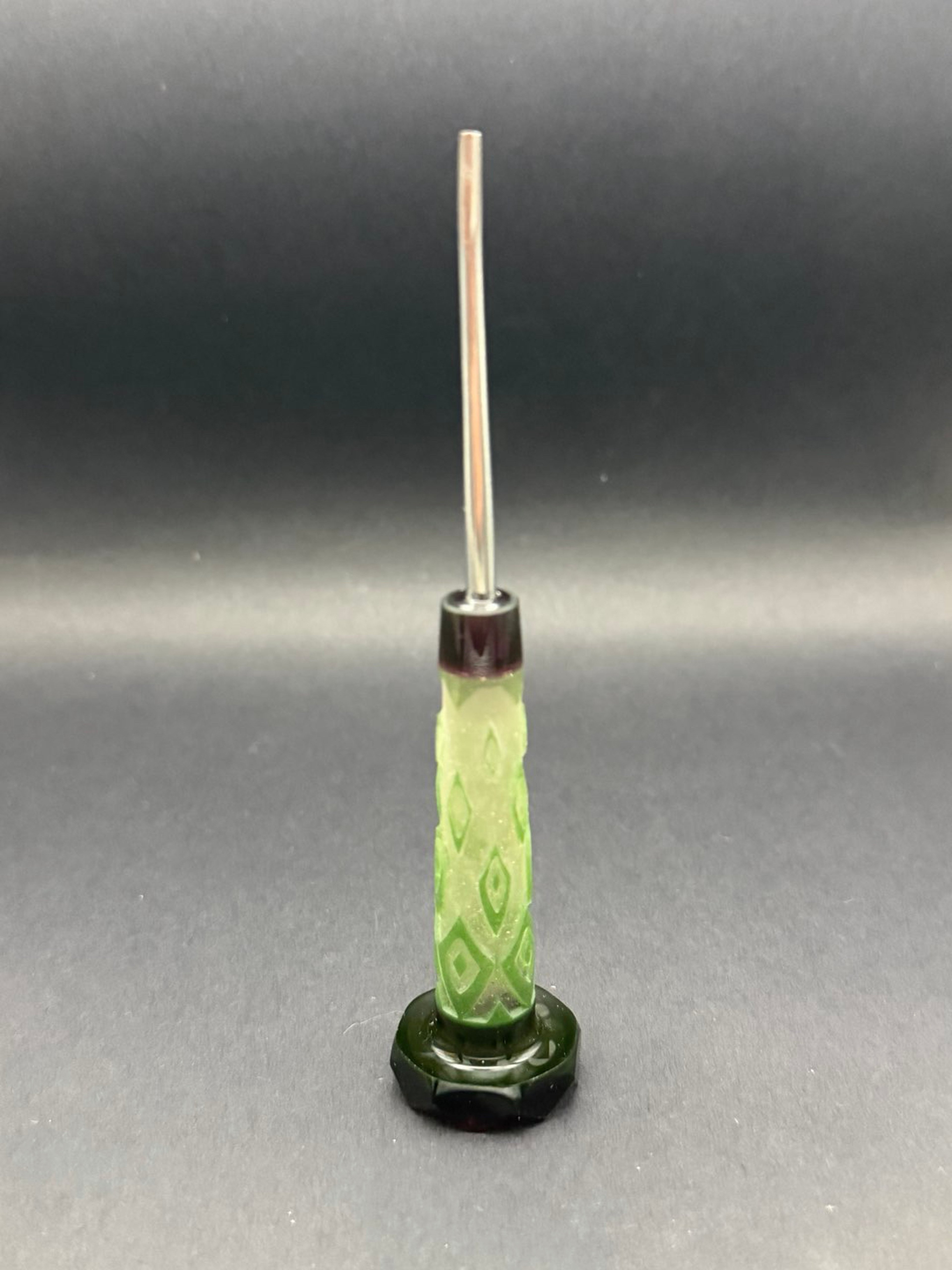 Preview pic of Sleepy Ally Glass x Apex Ancillary Dabtool Collab